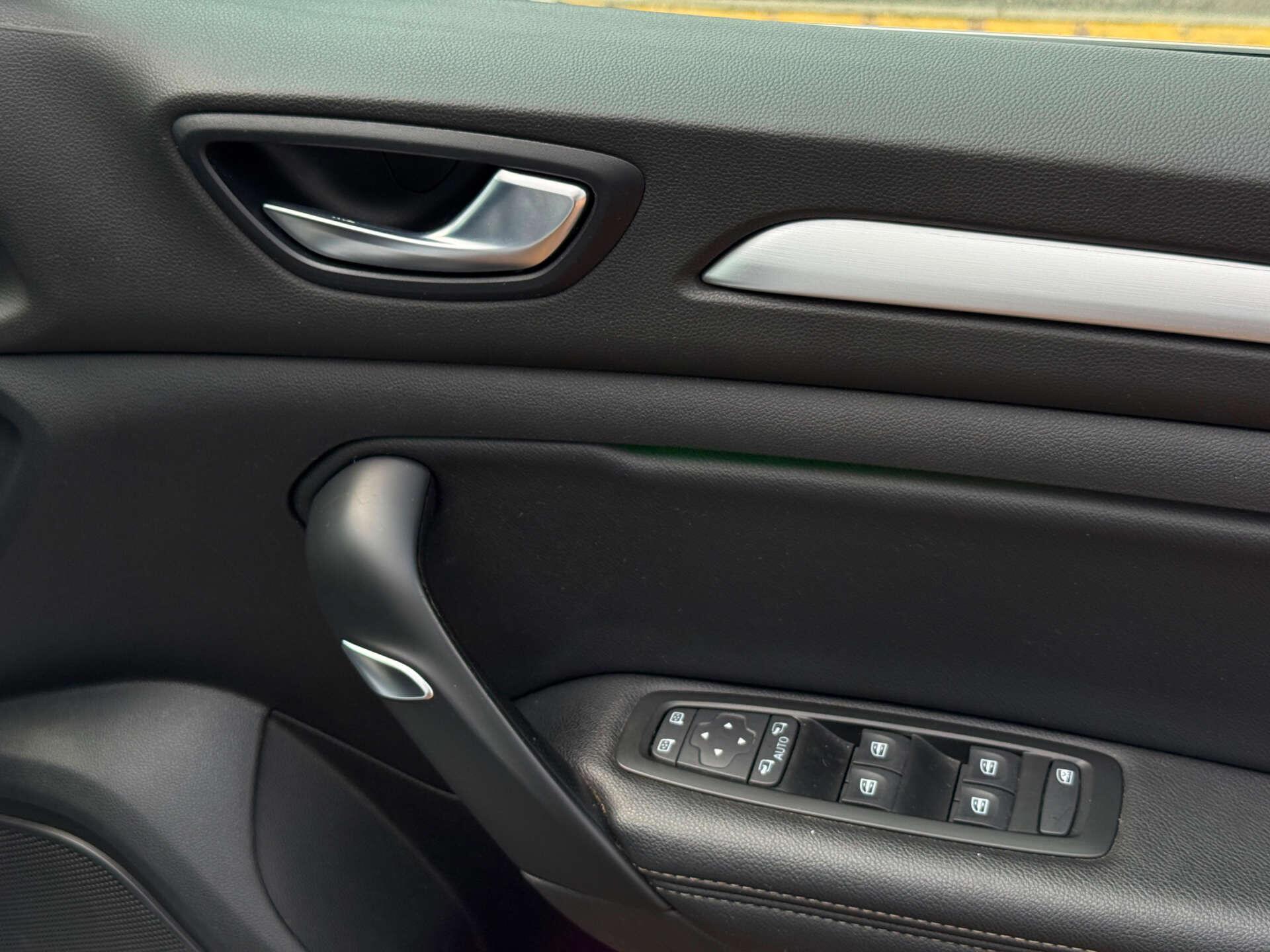 Renault Megane view 17
