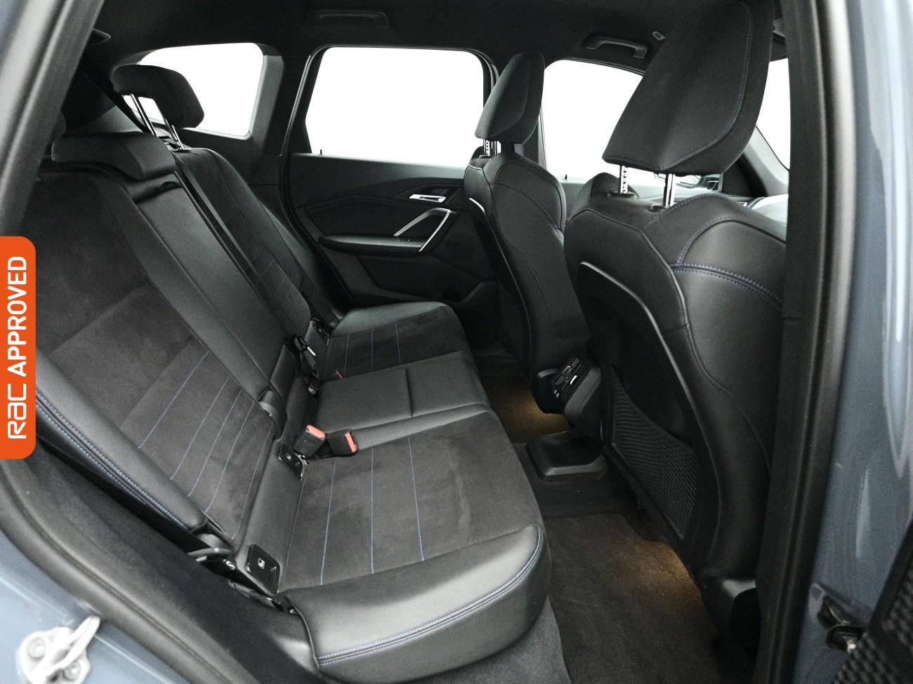 BMW Ix1 view 14