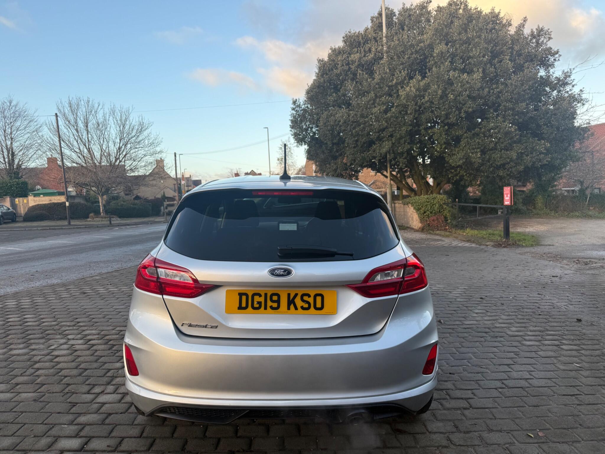 2019 Ford Fiesta 1.0T EcoBoost ST-Line Euro 6 (s/s) 5dr • 47,858 miles image 7