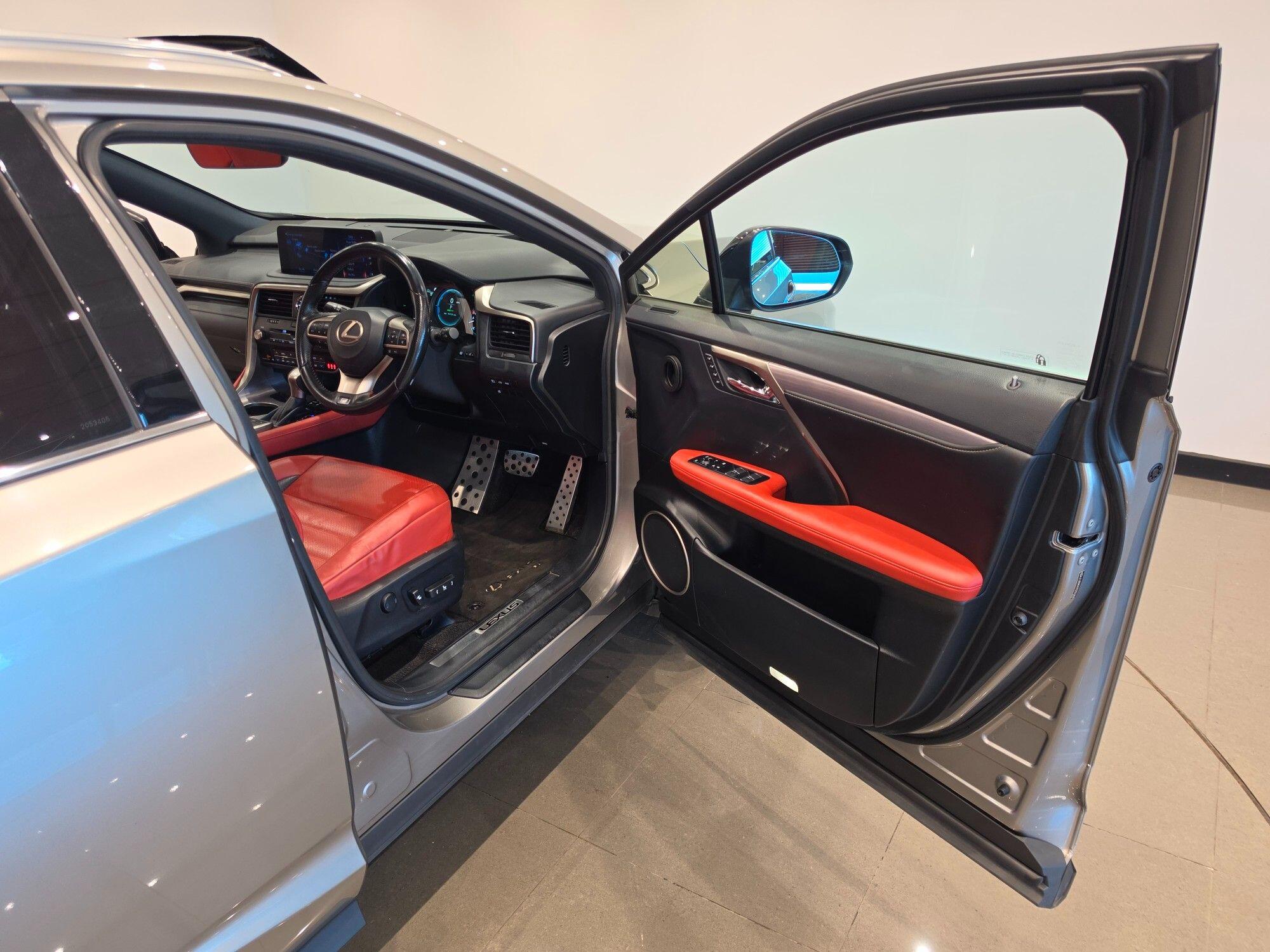 Lexus RX view 49