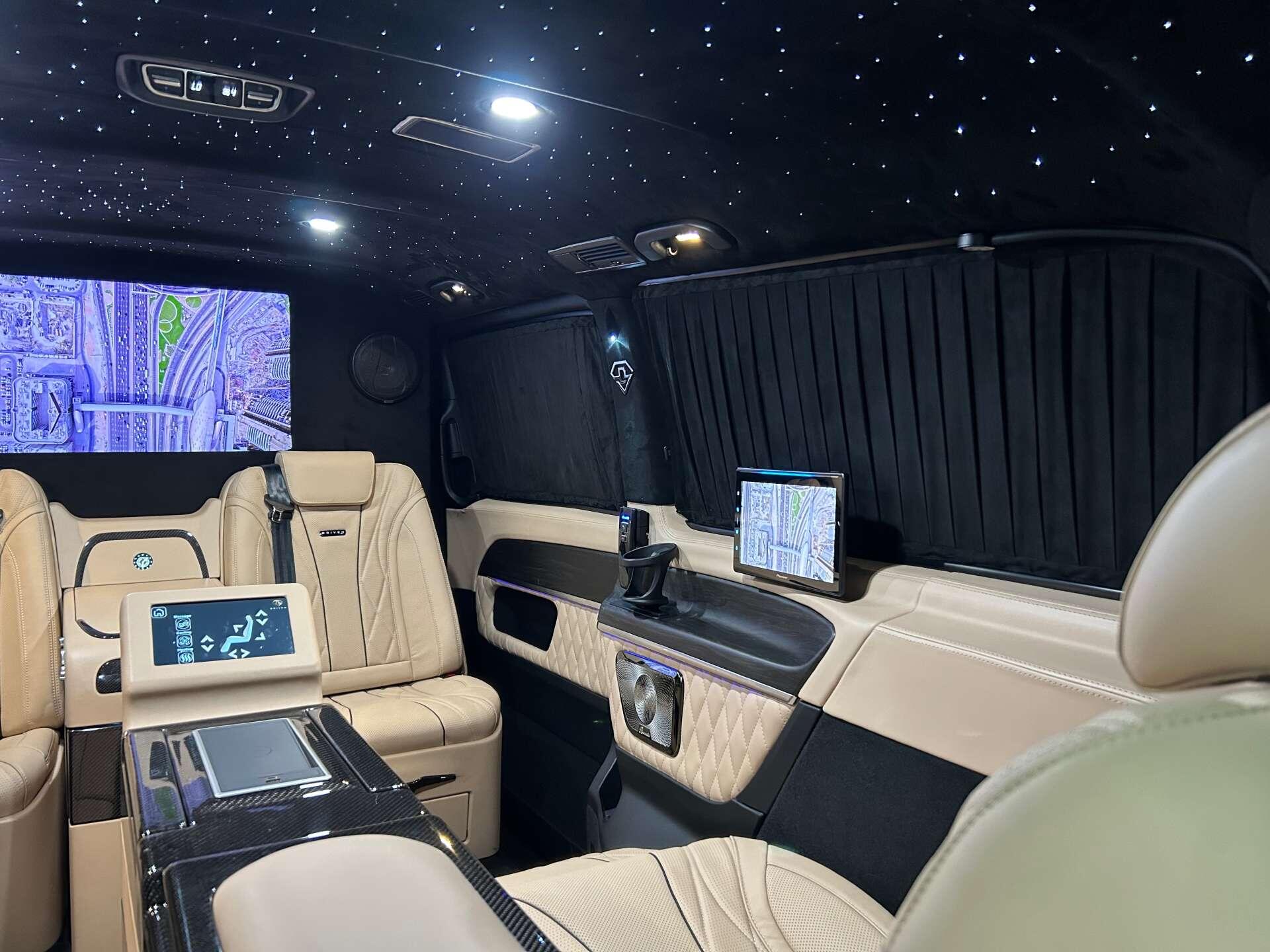 Mercedes-Benz V Class view 39