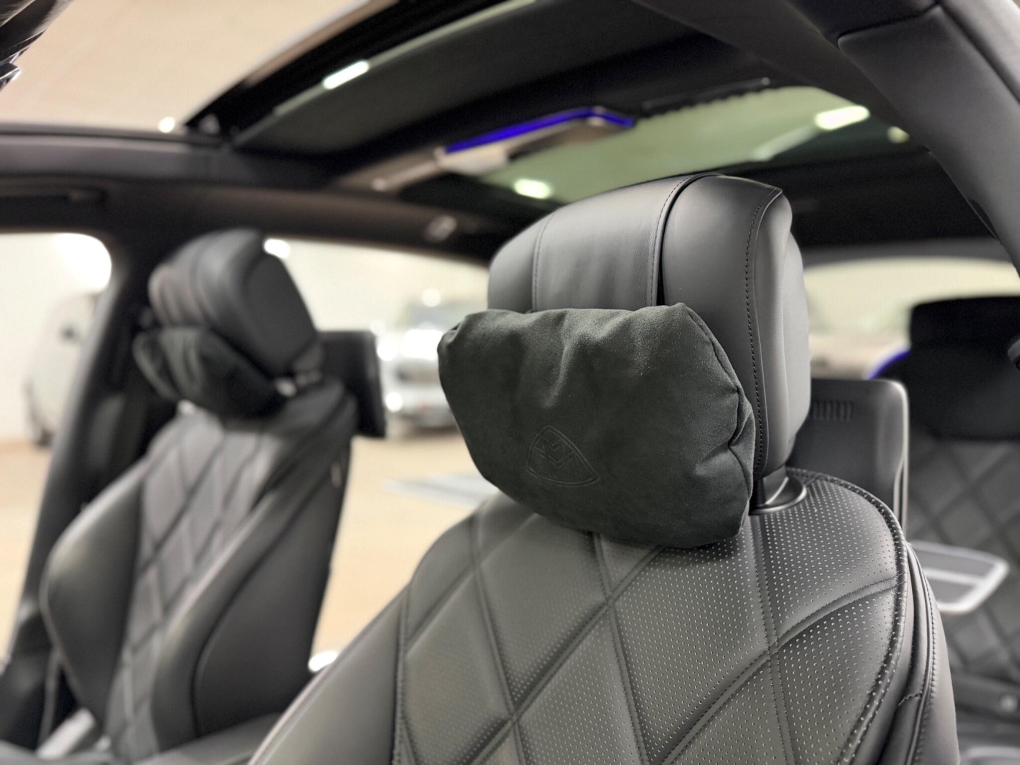 Mercedes-Benz S-Class view 75