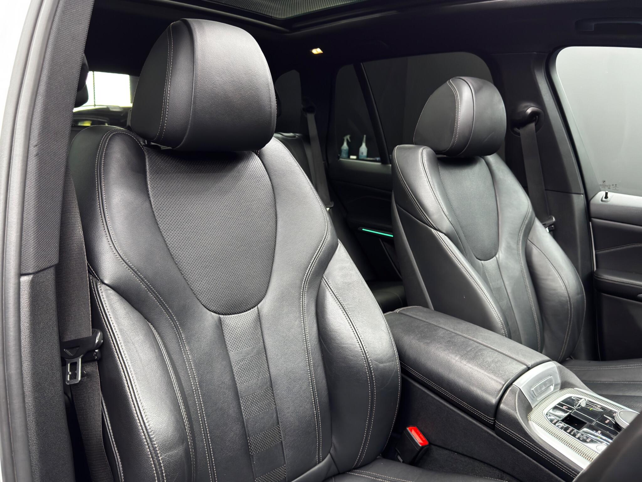 BMW X5 view 13