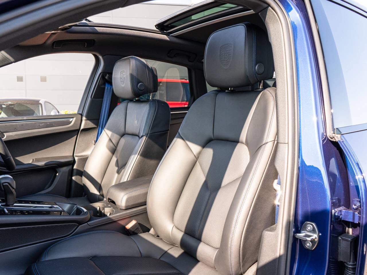 Porsche Macan view 38