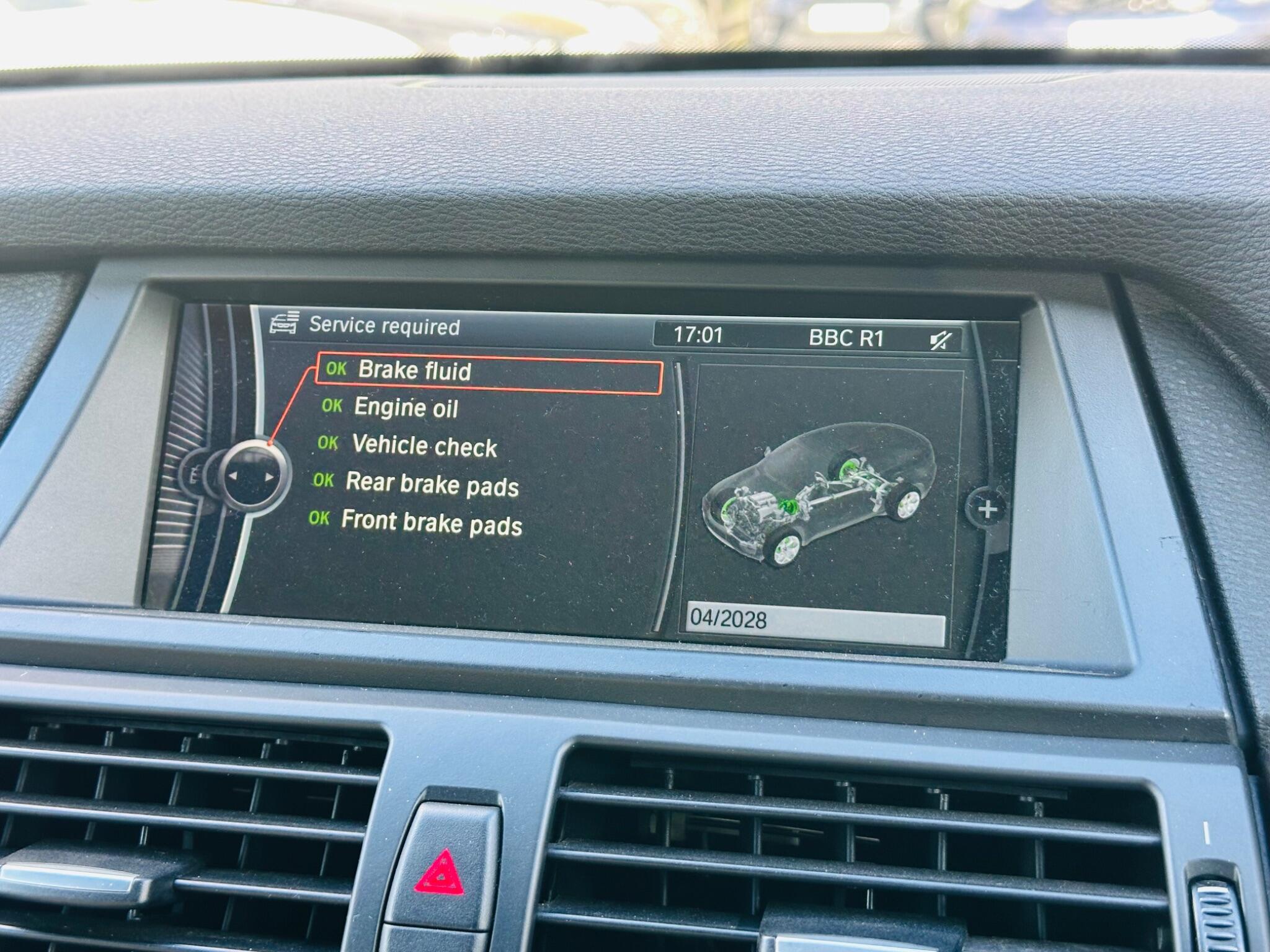 BMW X6 view 38