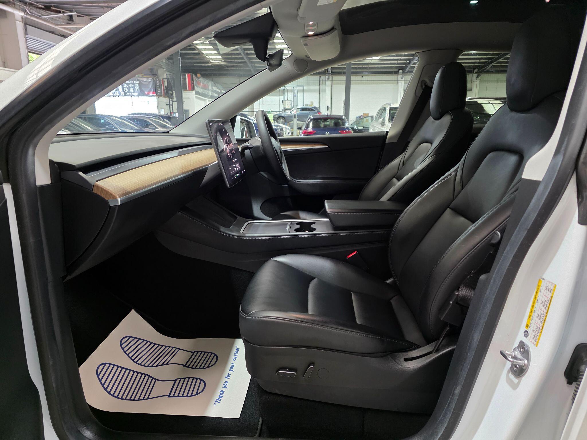 Tesla Model Y view 28