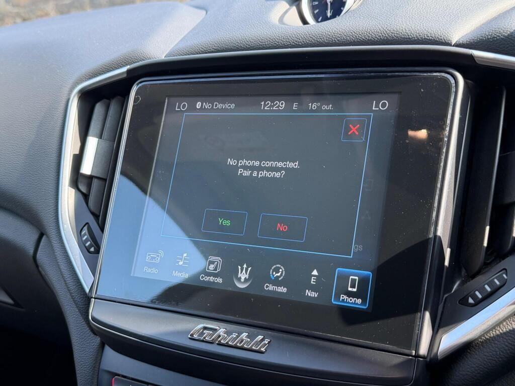 Maserati Ghibli view 37