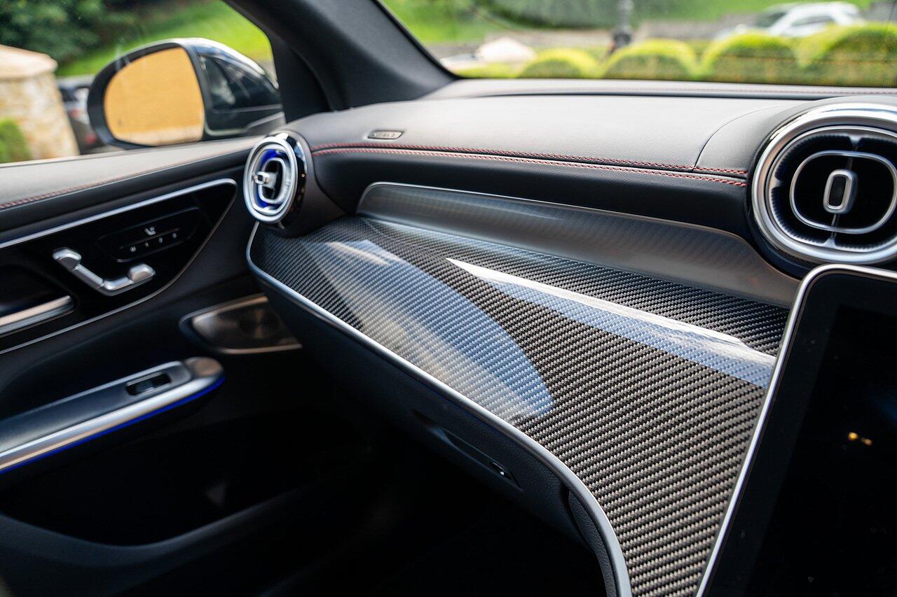 Mercedes-Benz GLC view 51