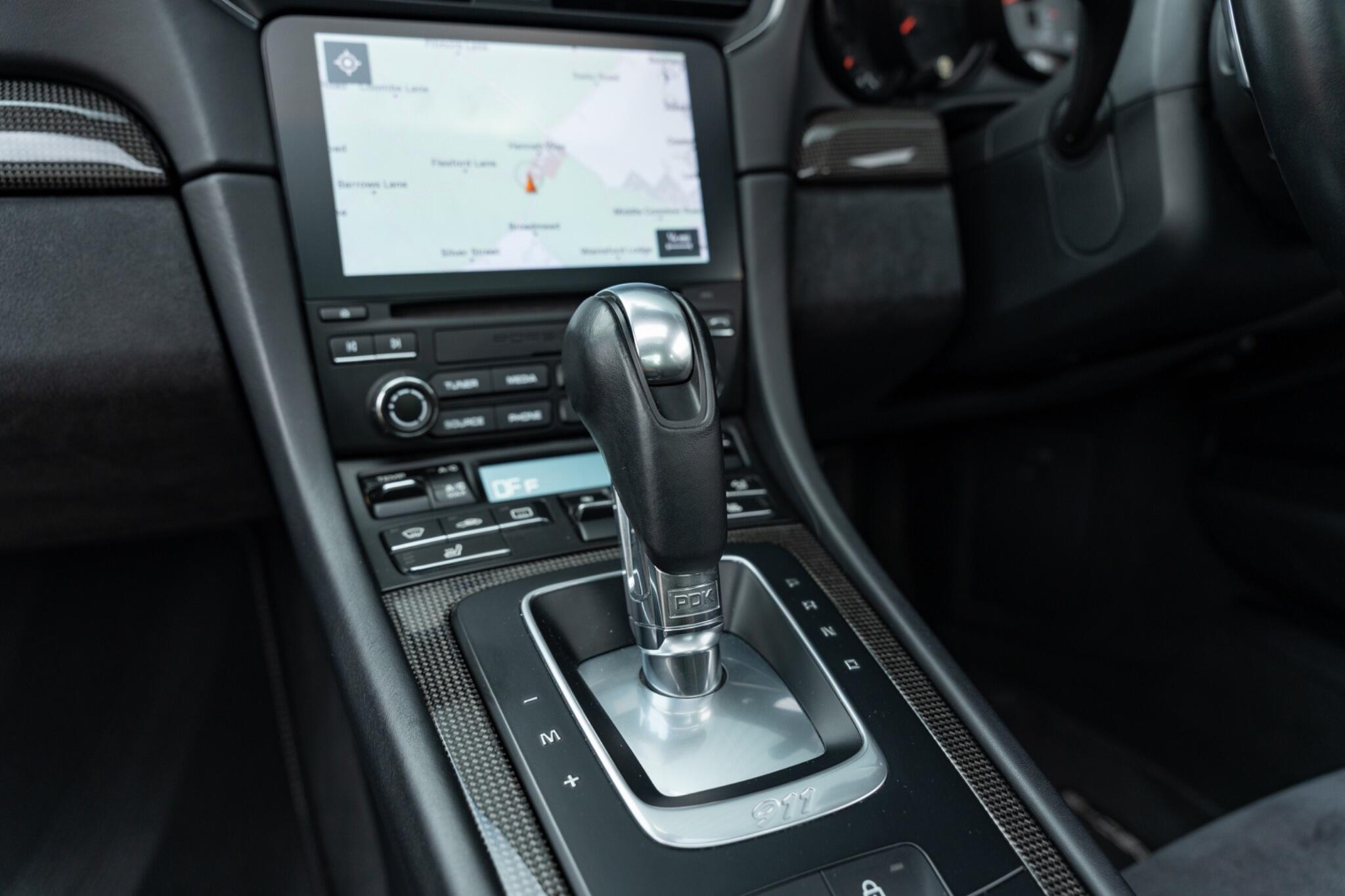 Porsche 911 view 15