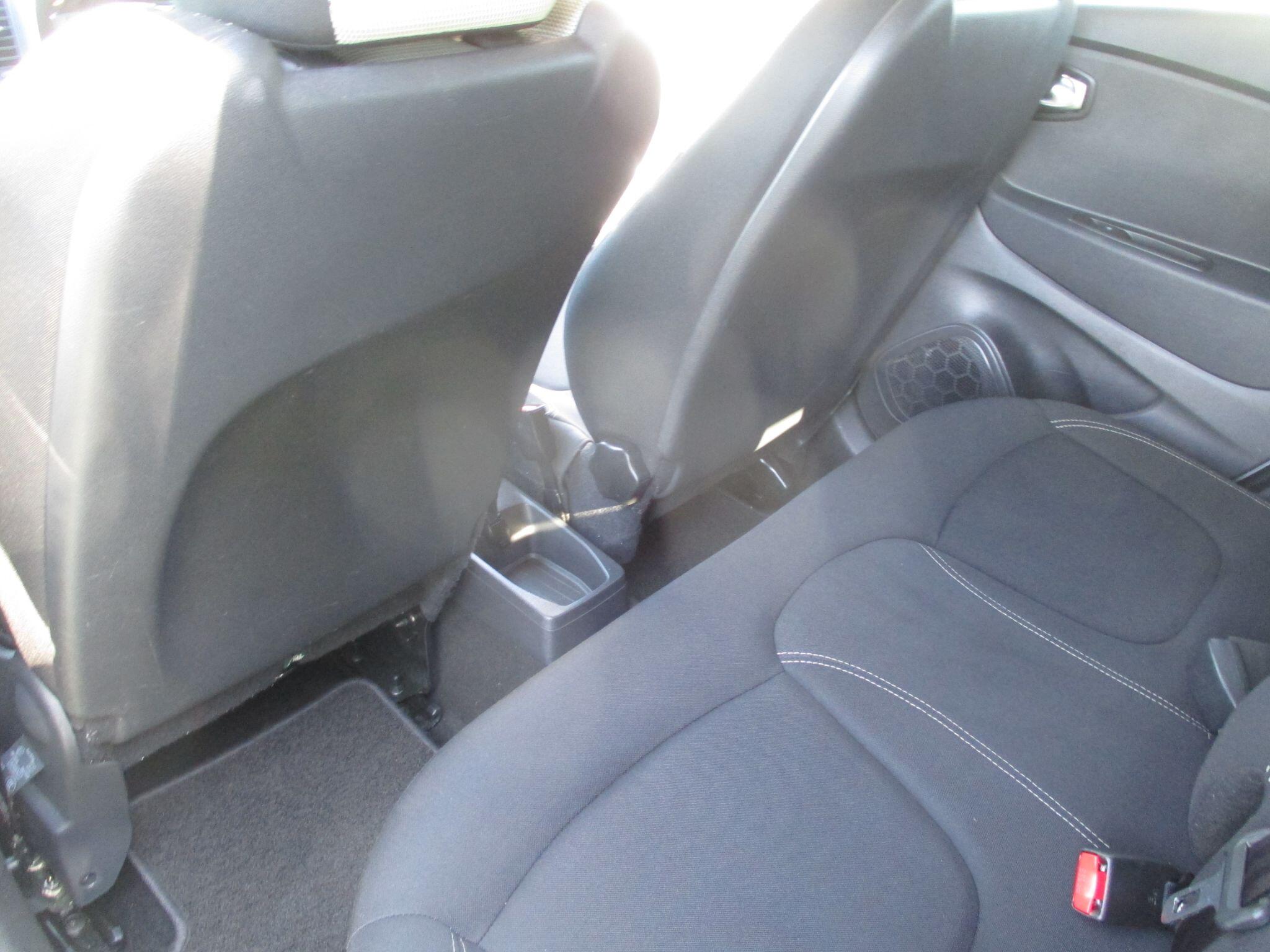 Renault Captur view 28