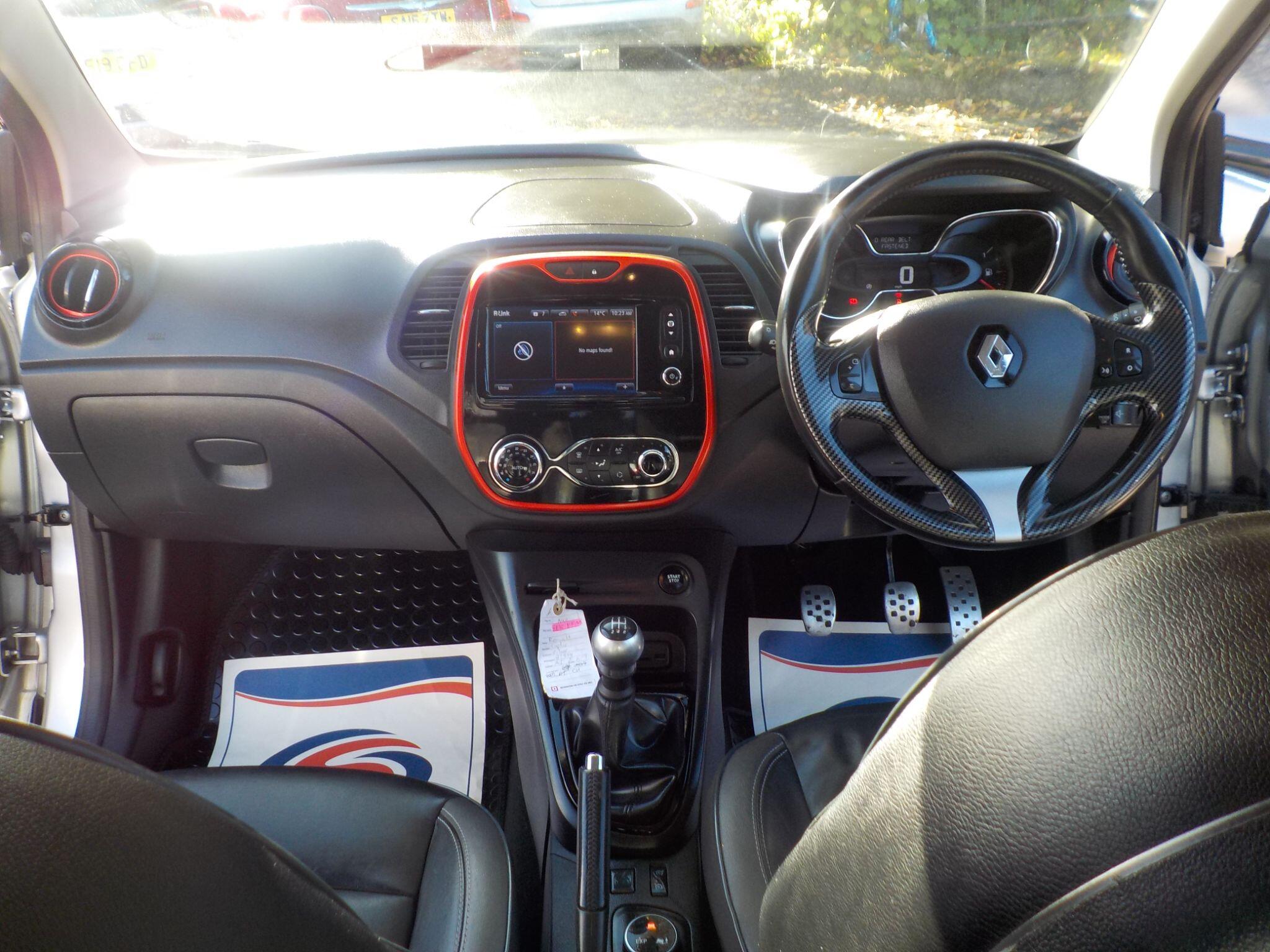 Renault Captur 1.5 dCi ENERGY Signature Nav Euro 6 (s/s) 5dr