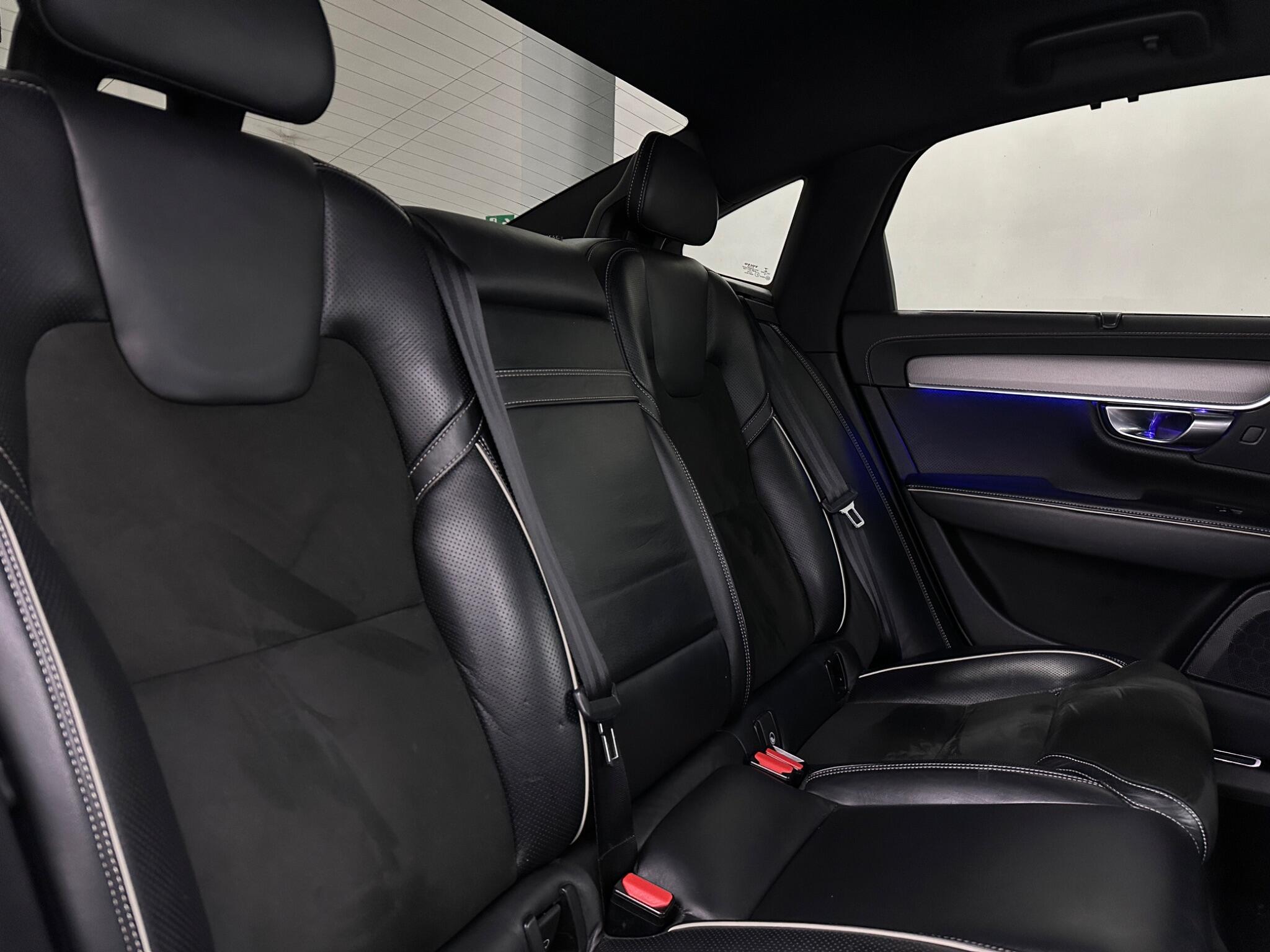 Volvo S90 view 41
