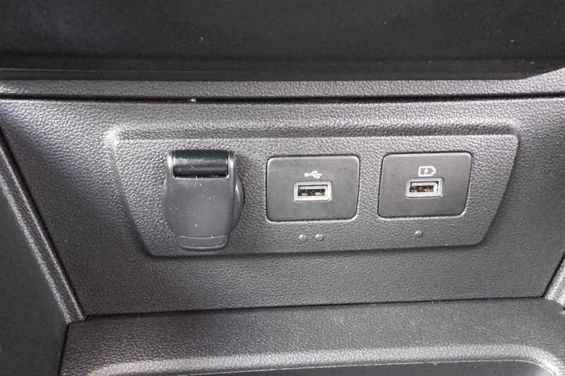 Dacia Duster view 36