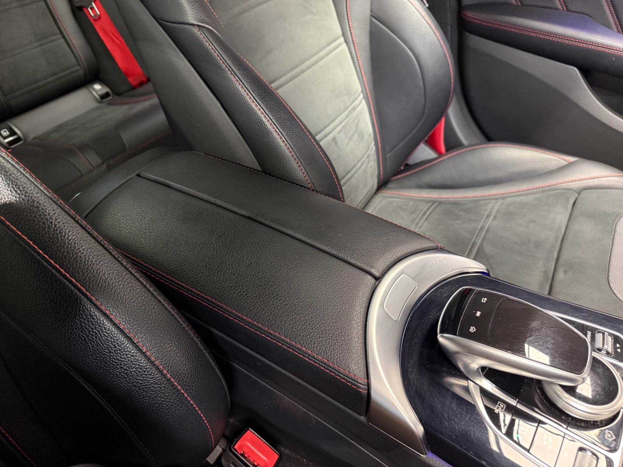 Mercedes-Benz C-Class view 43