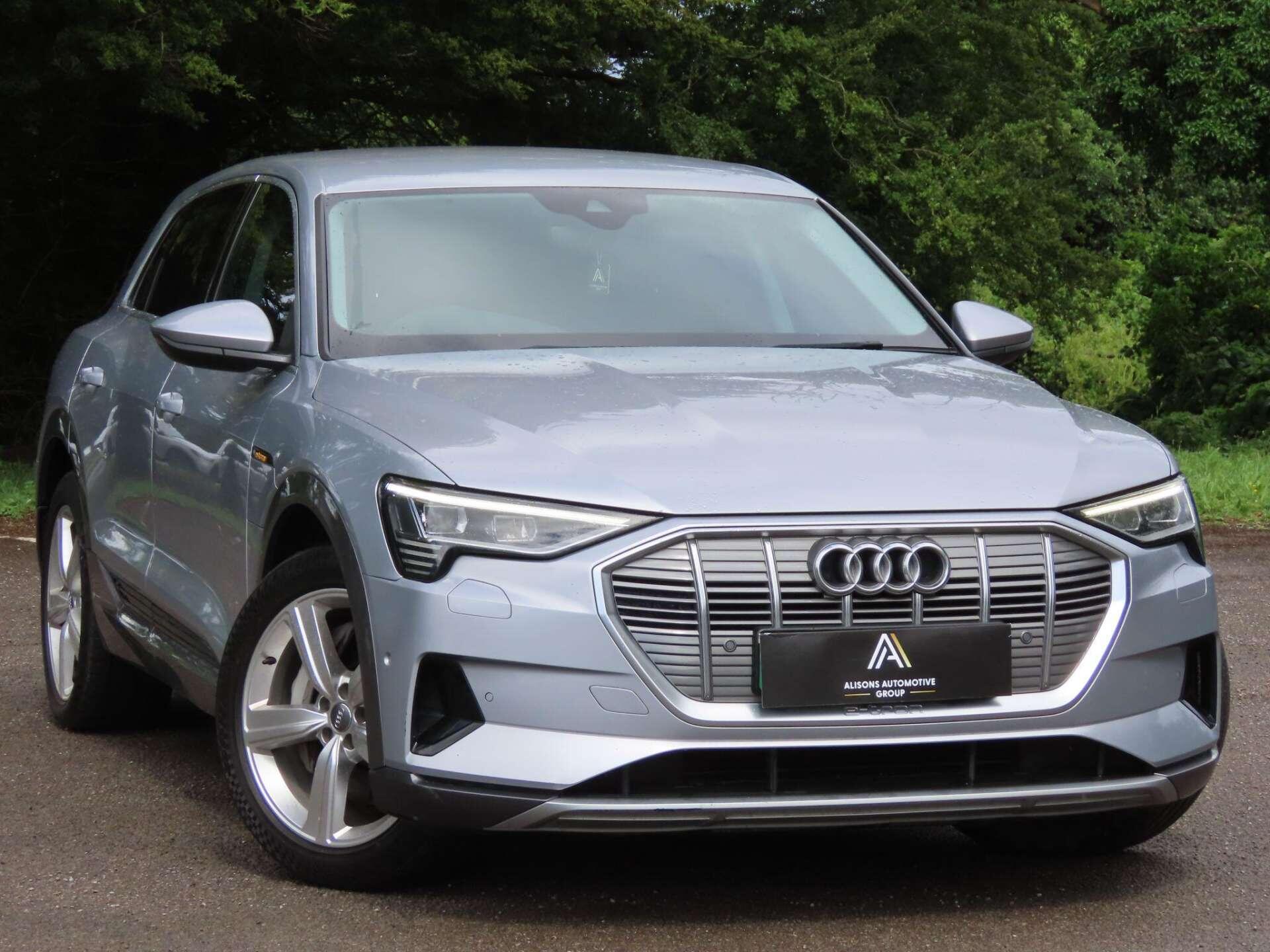 Audi E-Tron view 3