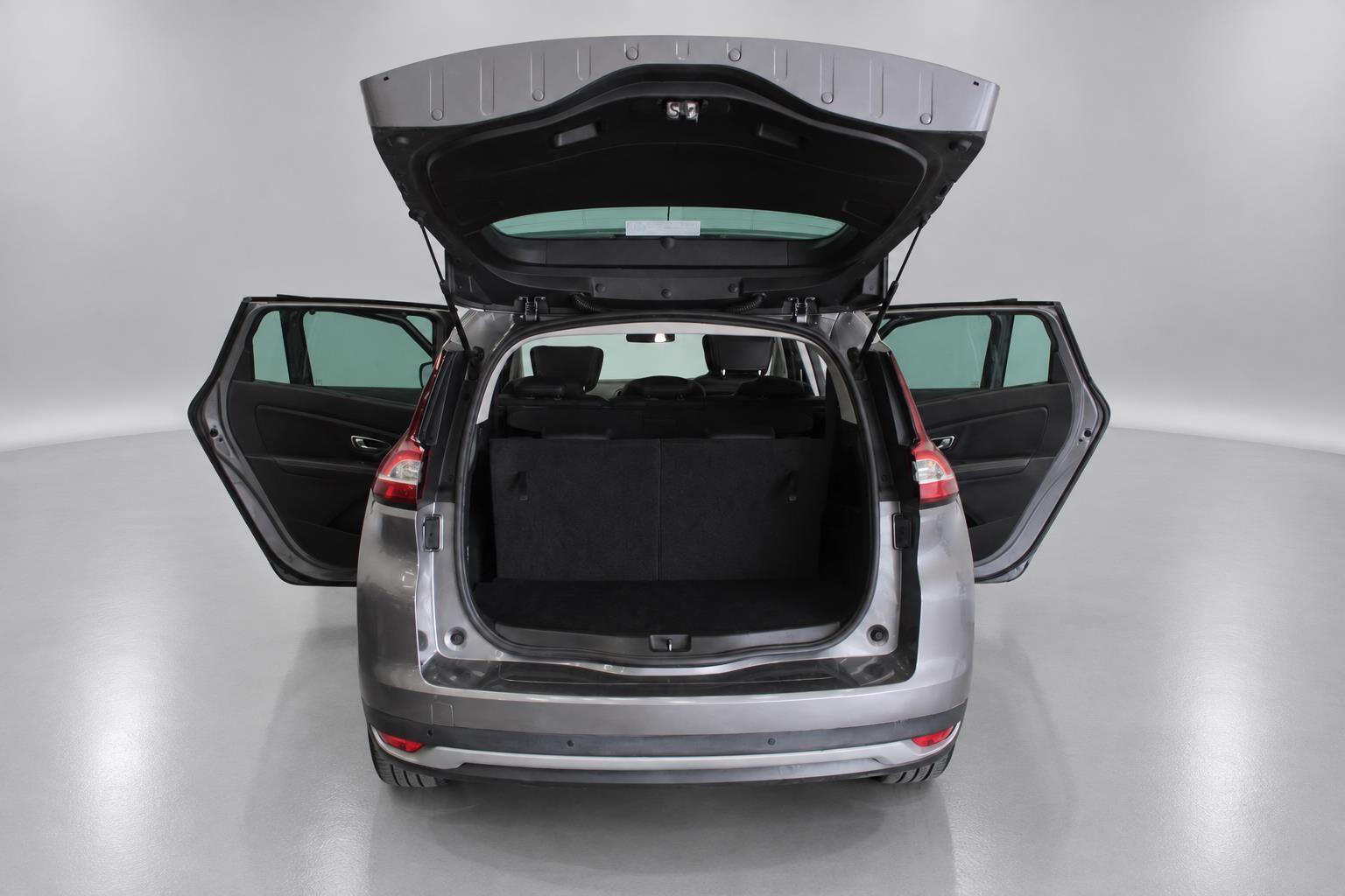 Renault Grand Scenic view 20