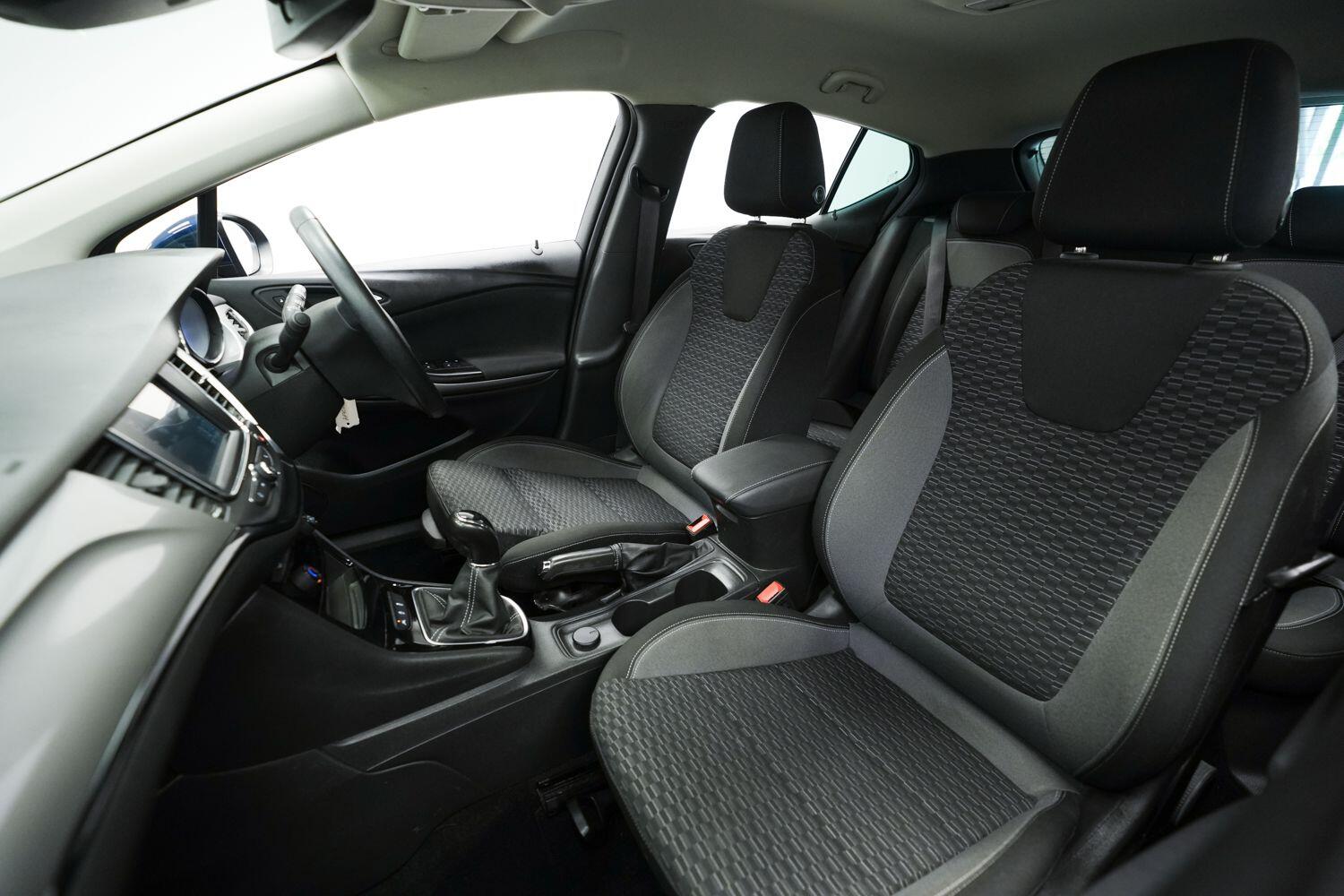 Vauxhall Astra view 29