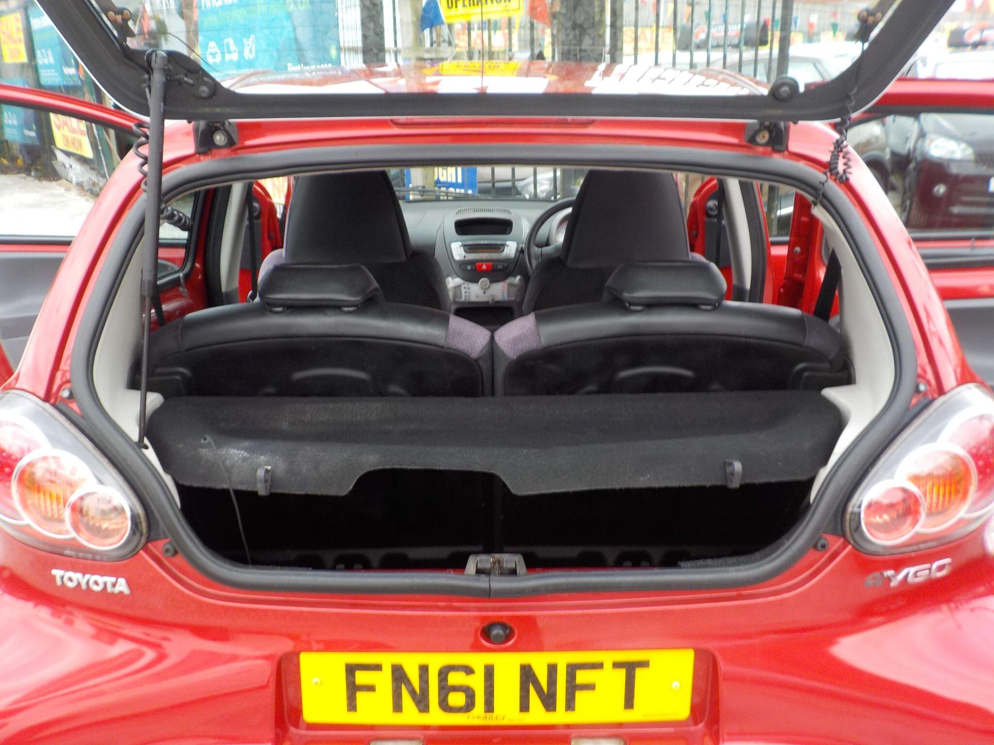 Toyota AYGO 1.0 VVT-i Ice MultiMode Euro 5 5dr