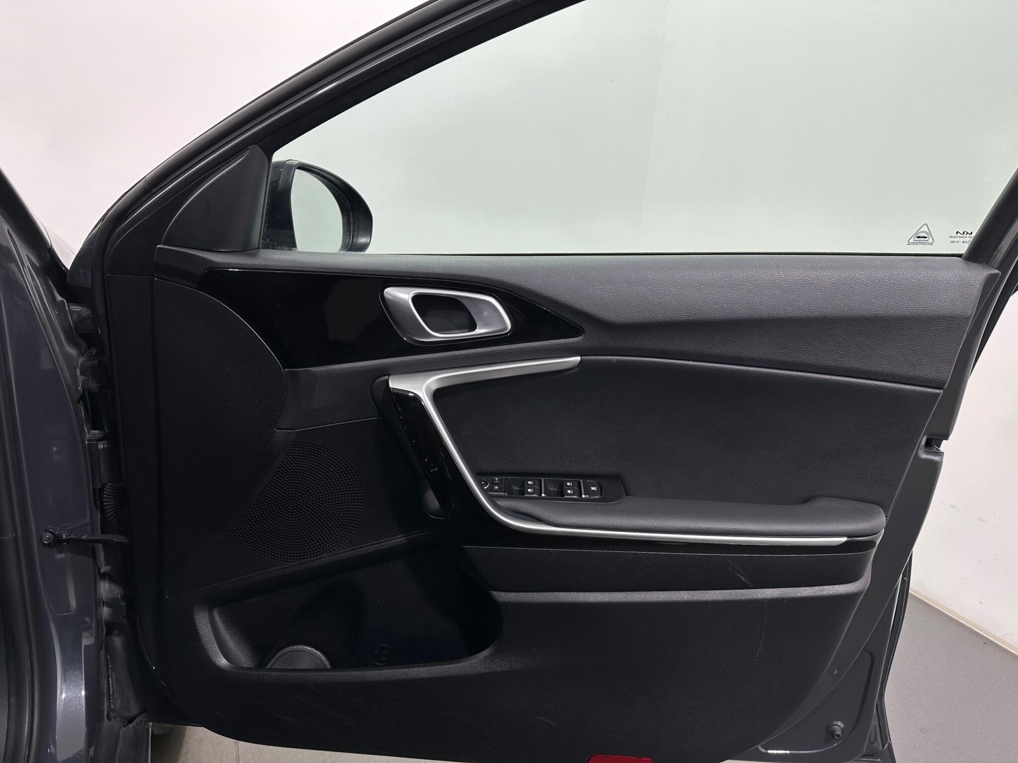 Kia Xceed view 35