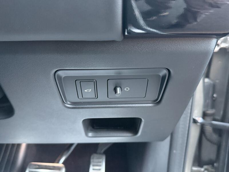 Land Rover Discovery 3 view 55