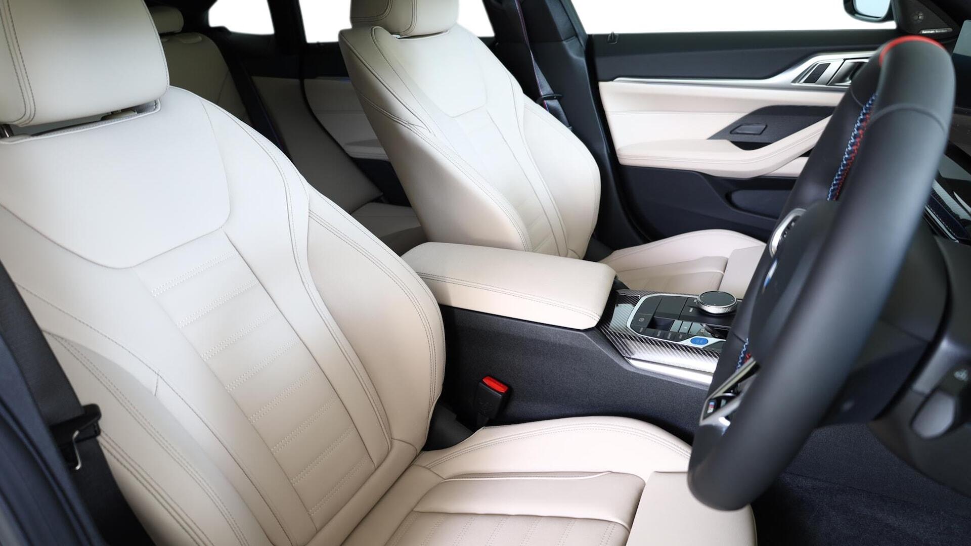 BMW i4 view 11