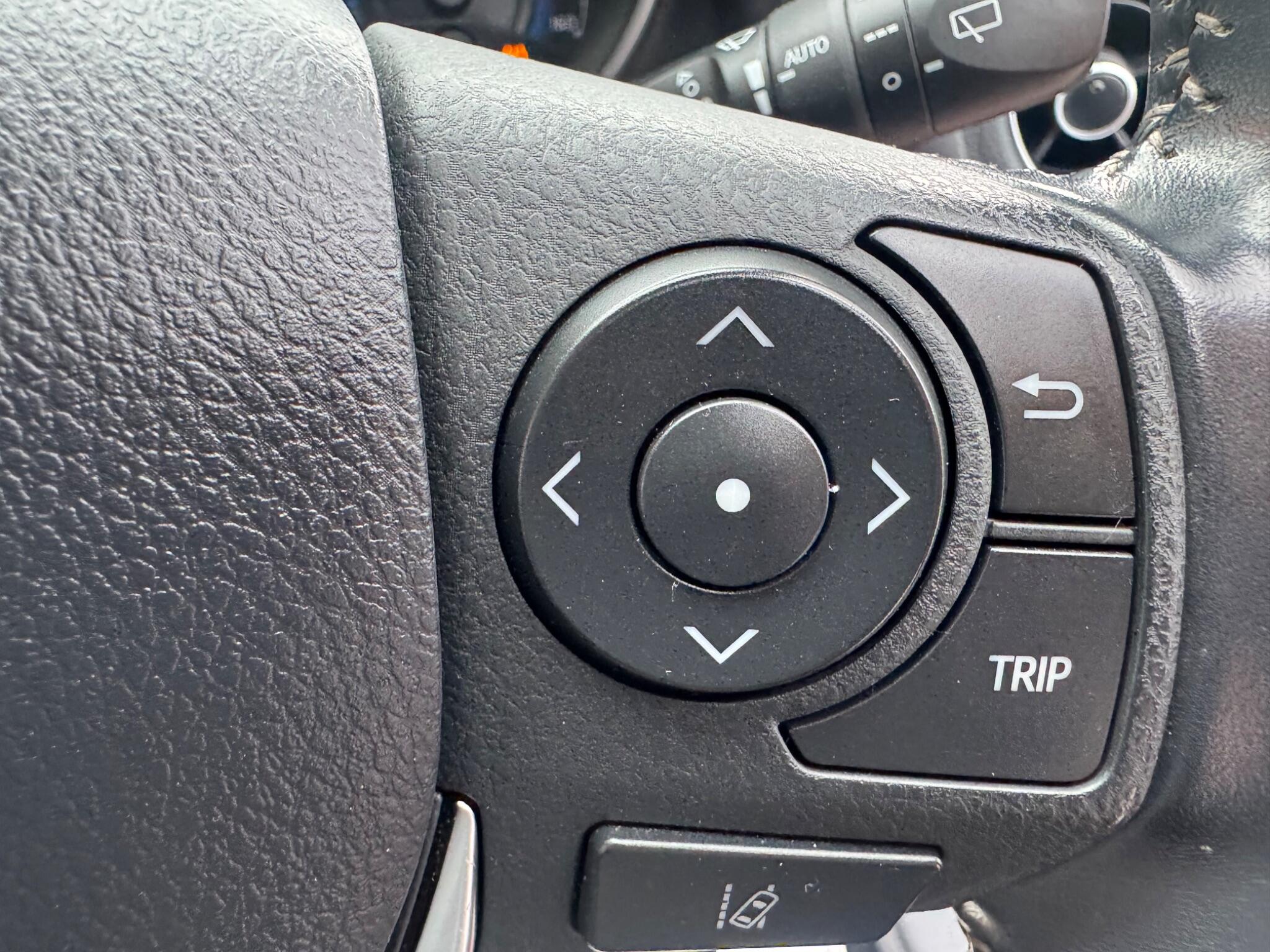 Toyota Auris view 17