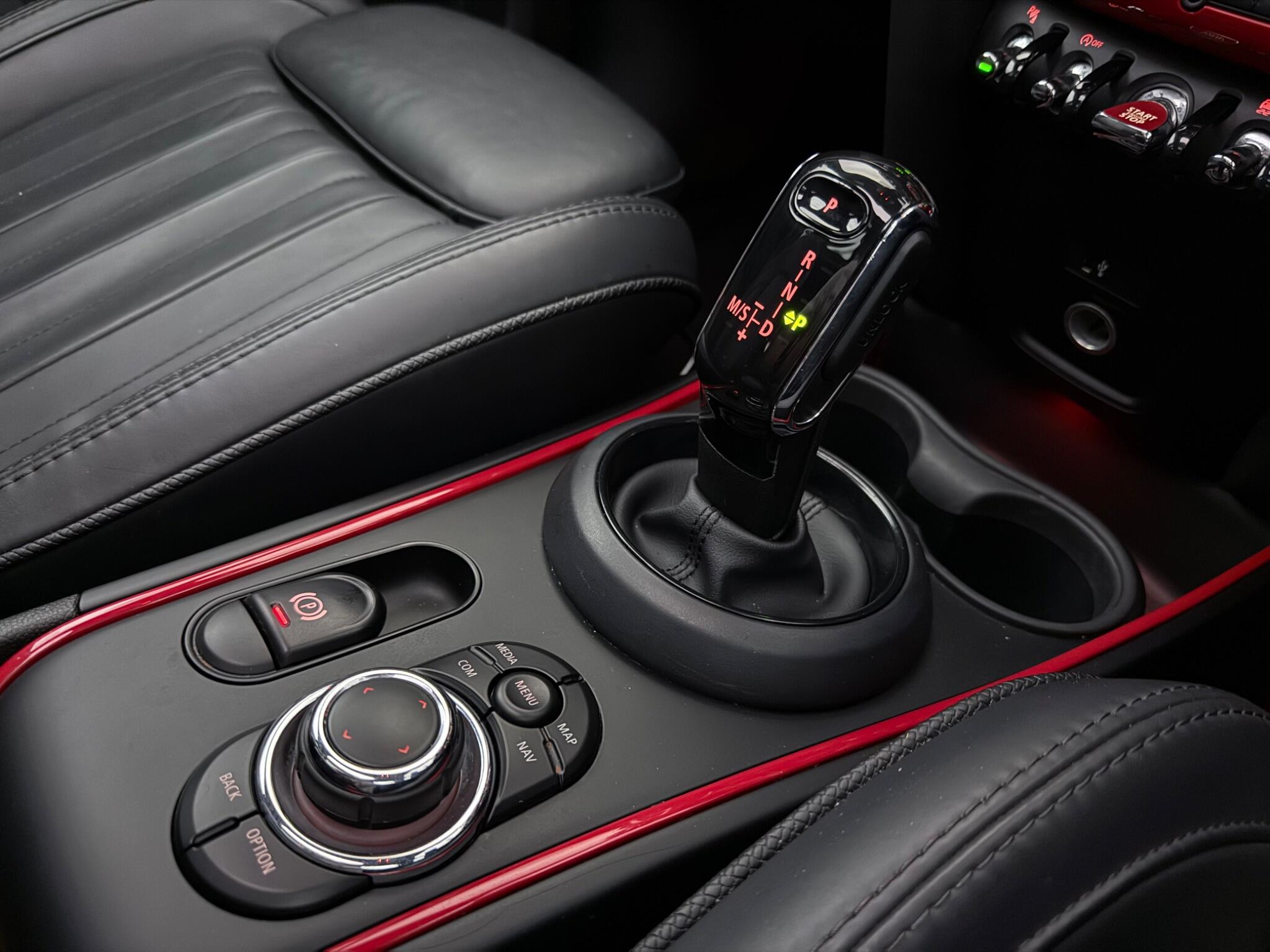 Mini Countryman view 23