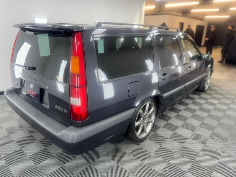 1996 Volvo 850 image 6