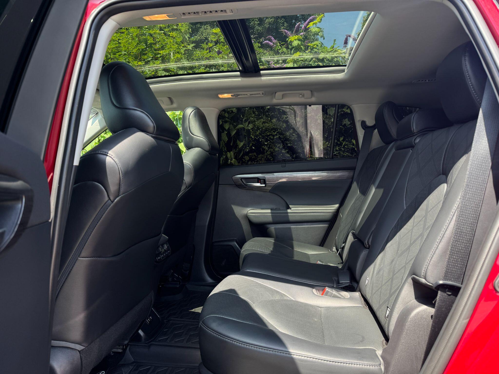 Toyota Highlander view 22