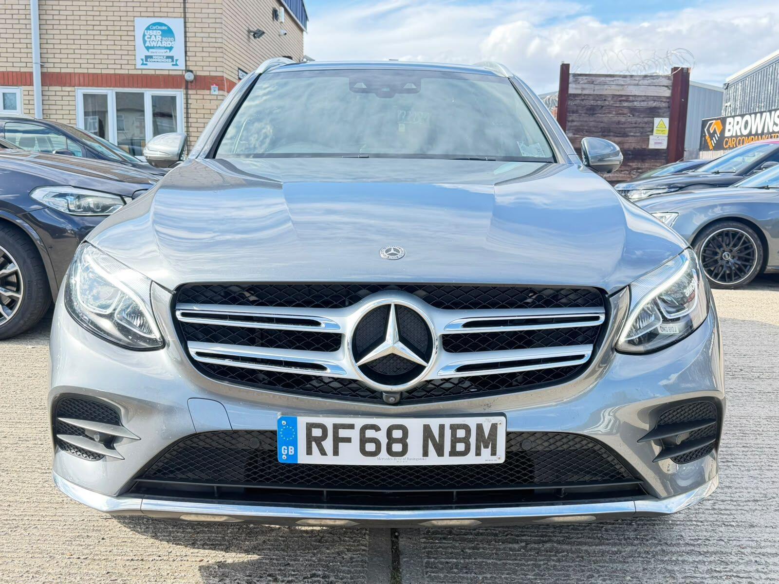 Mercedes-Benz GLC view 2