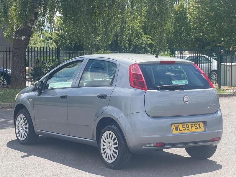 Fiat Grande Punto view 9