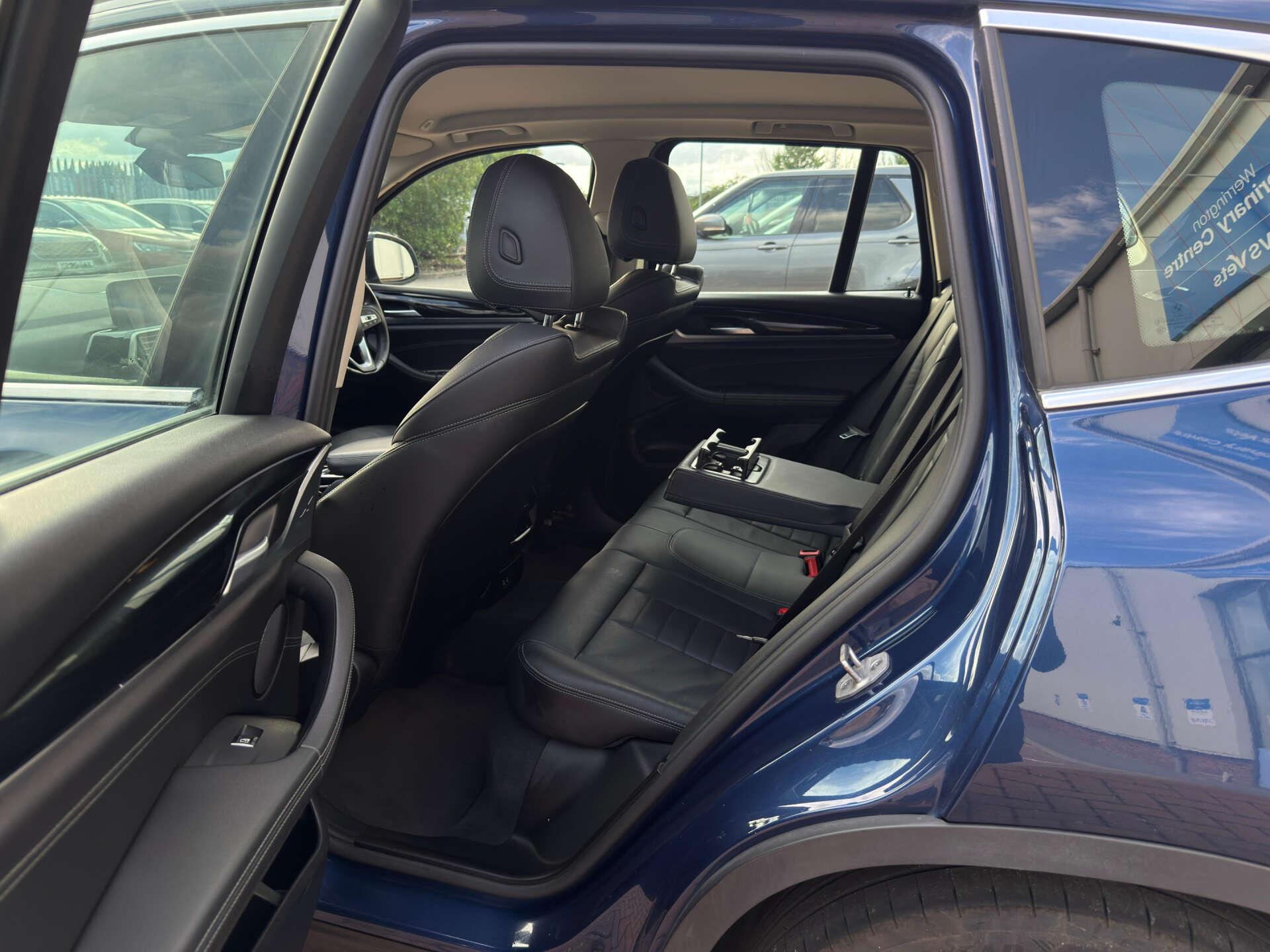 BMW X3 view 39