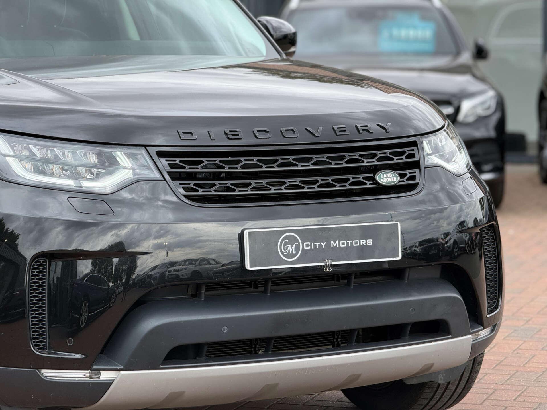 Land Rover Discovery view 15