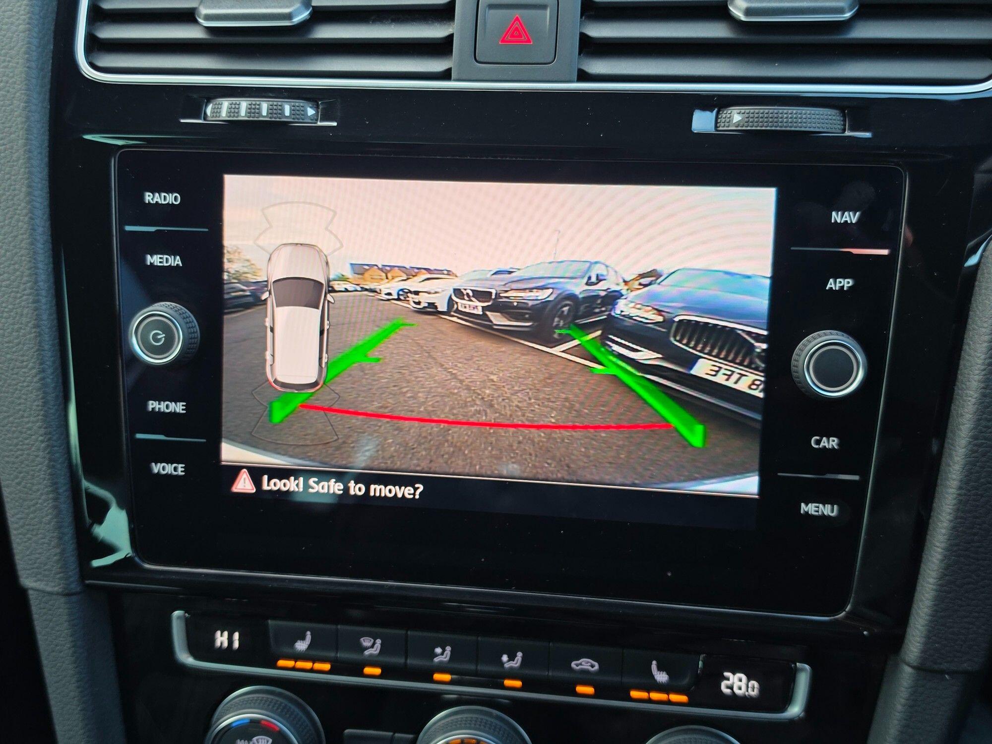 Volkswagen Golf view 32