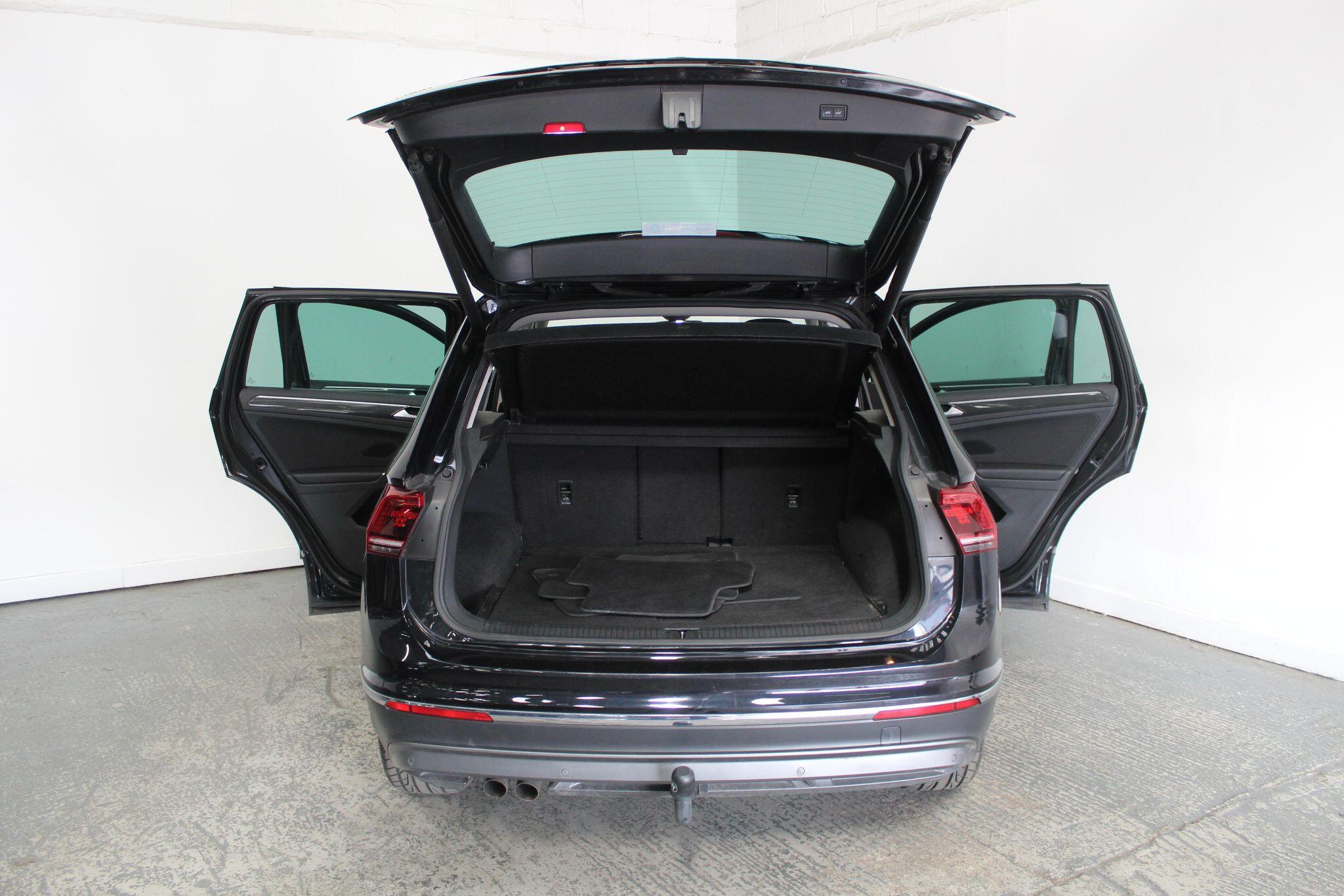 Volkswagen Tiguan view 25