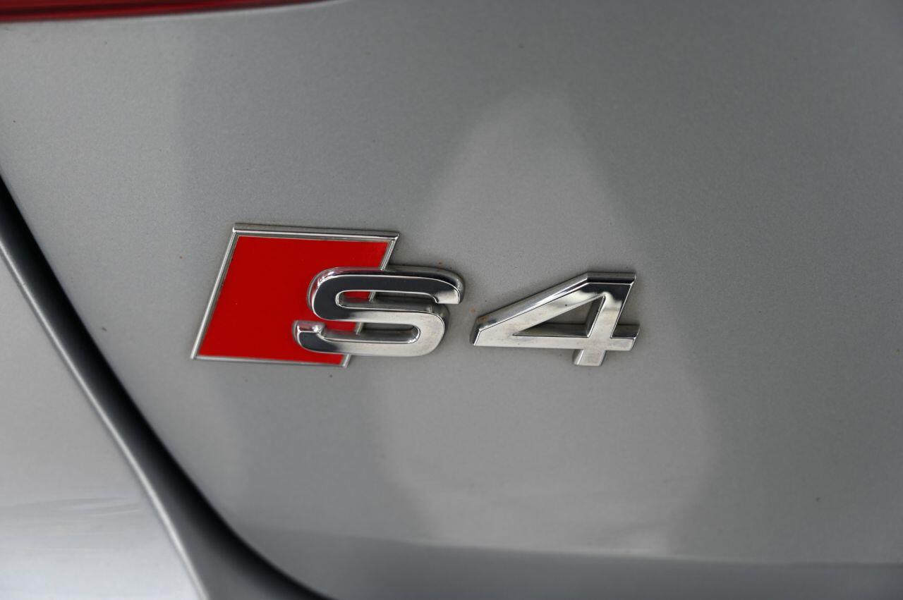 Audi S4 view 50