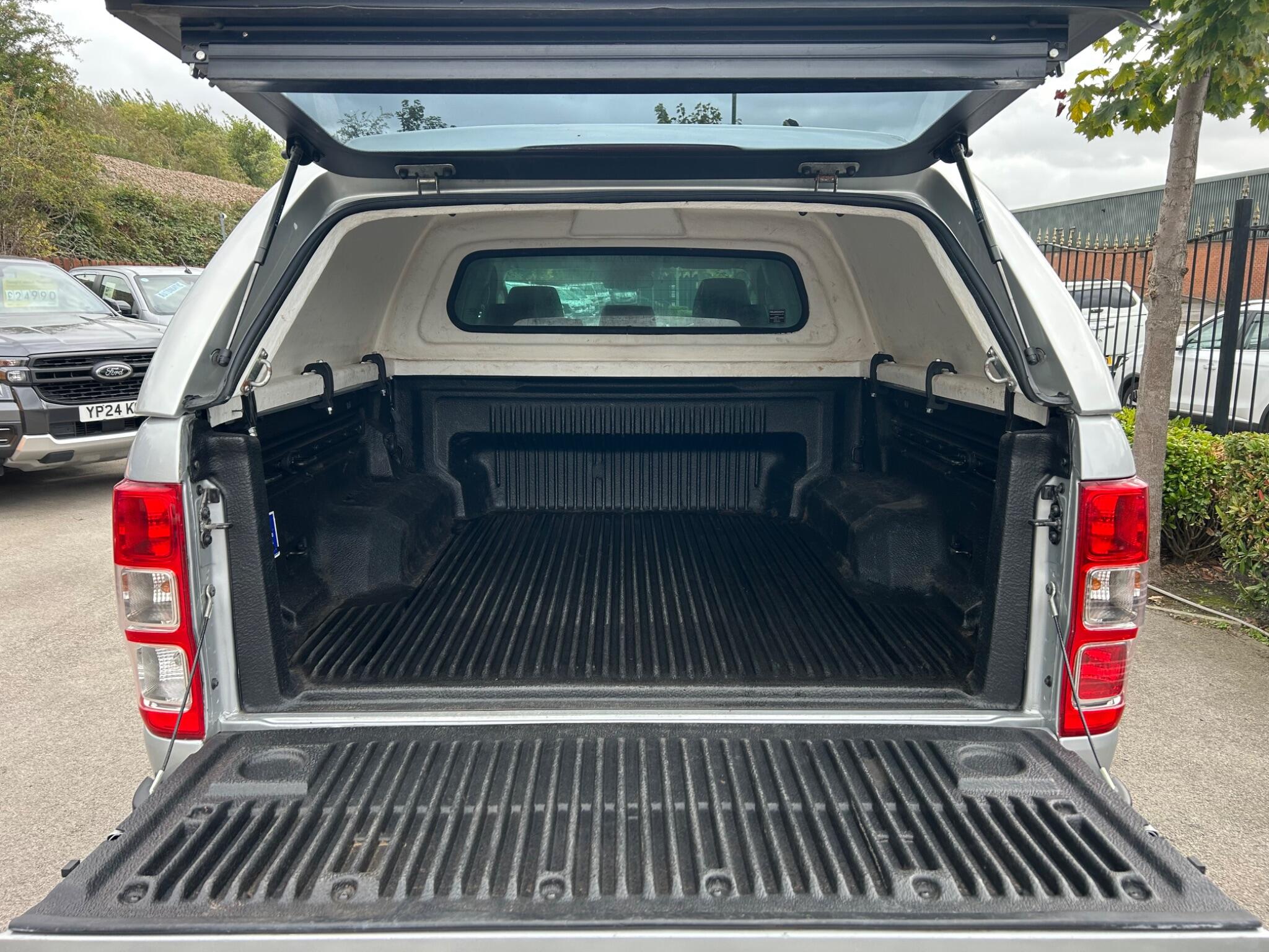 Ford Ranger view 53