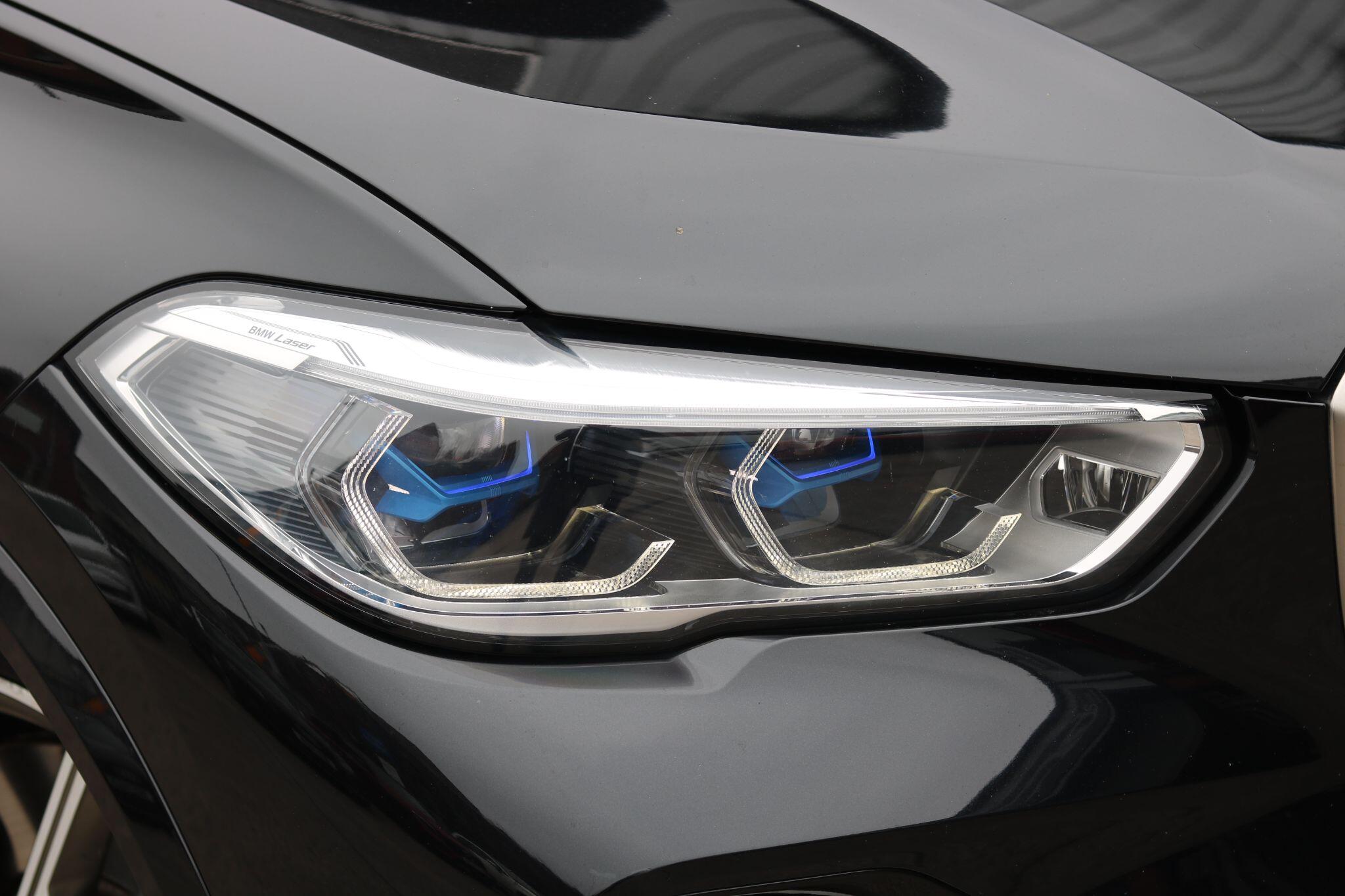 BMW X5 view 7