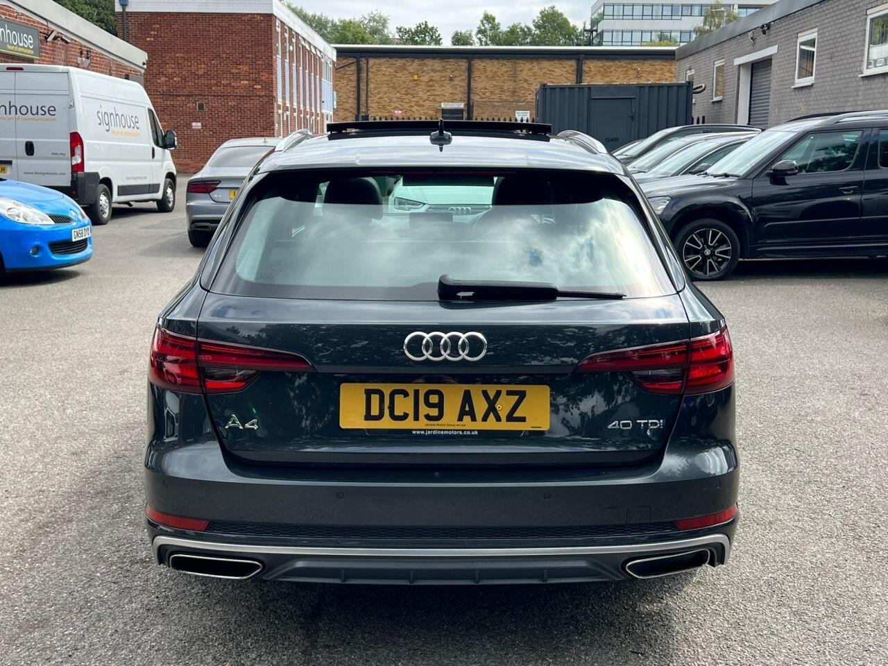 Audi A4 view 13
