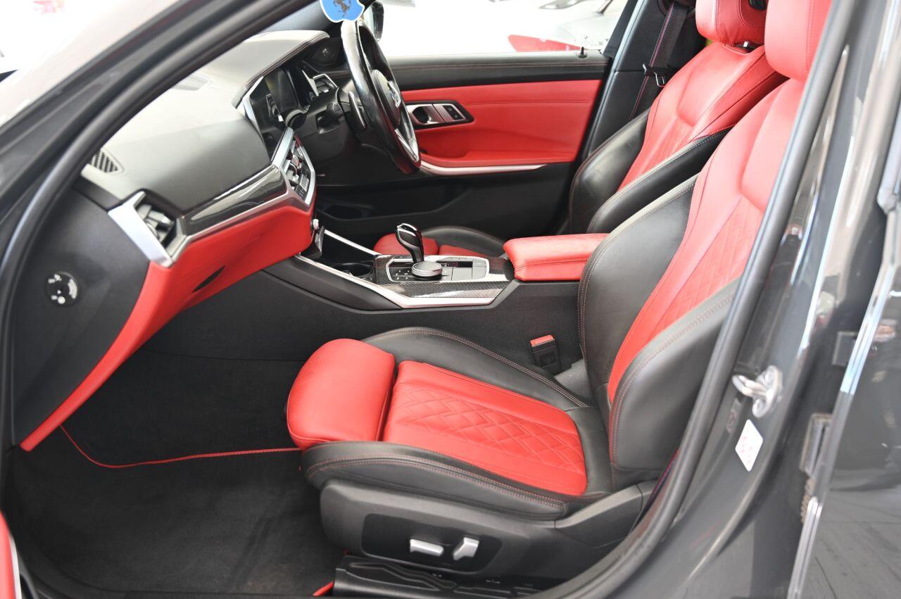 BMW 3 Series view 12