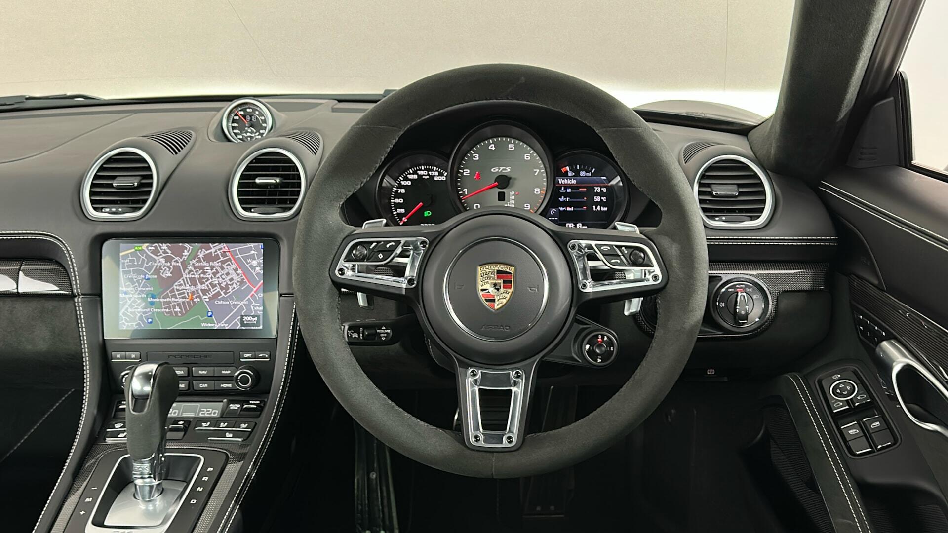 Porsche Cayman view 22