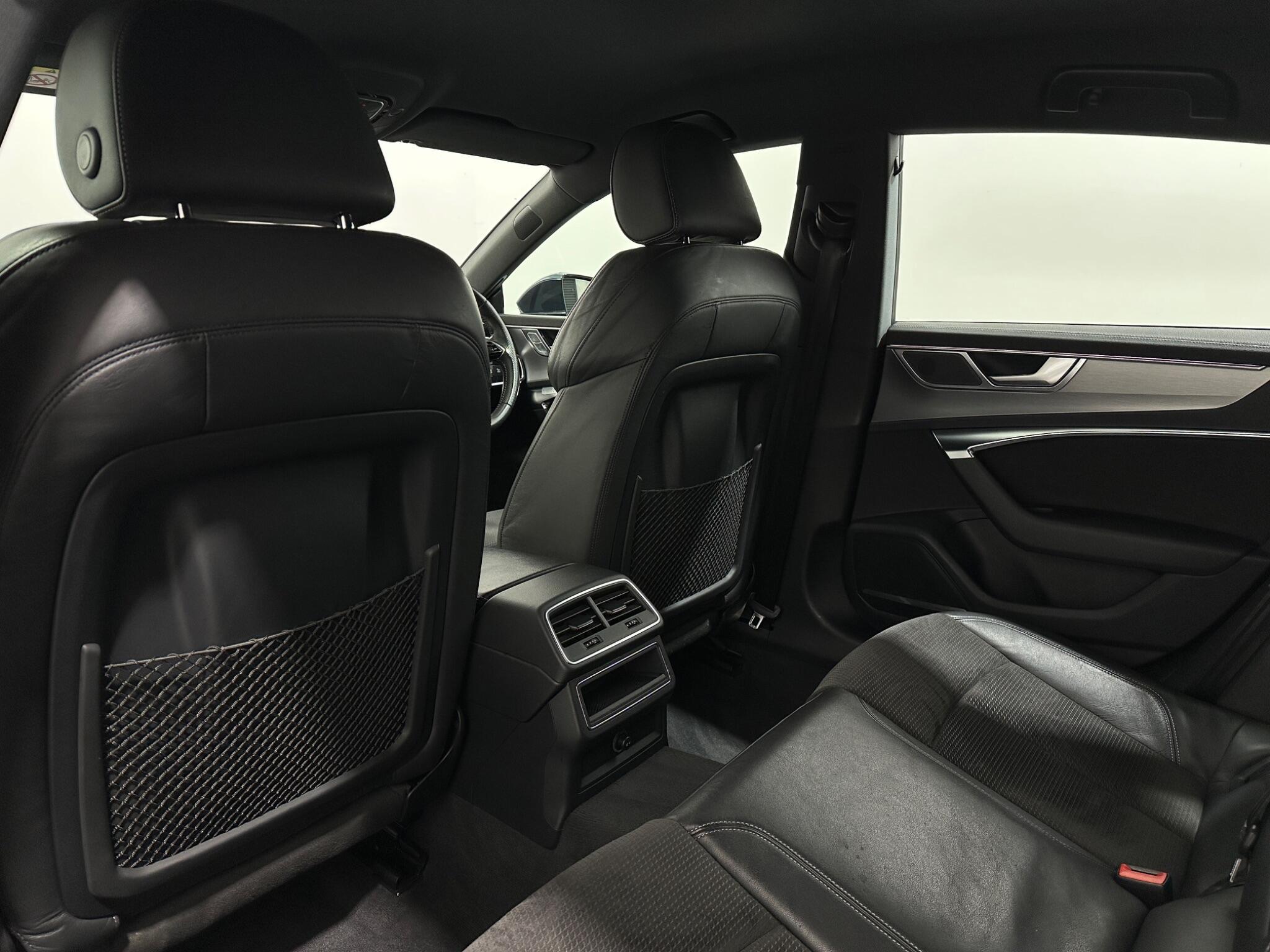 Audi A7 view 38