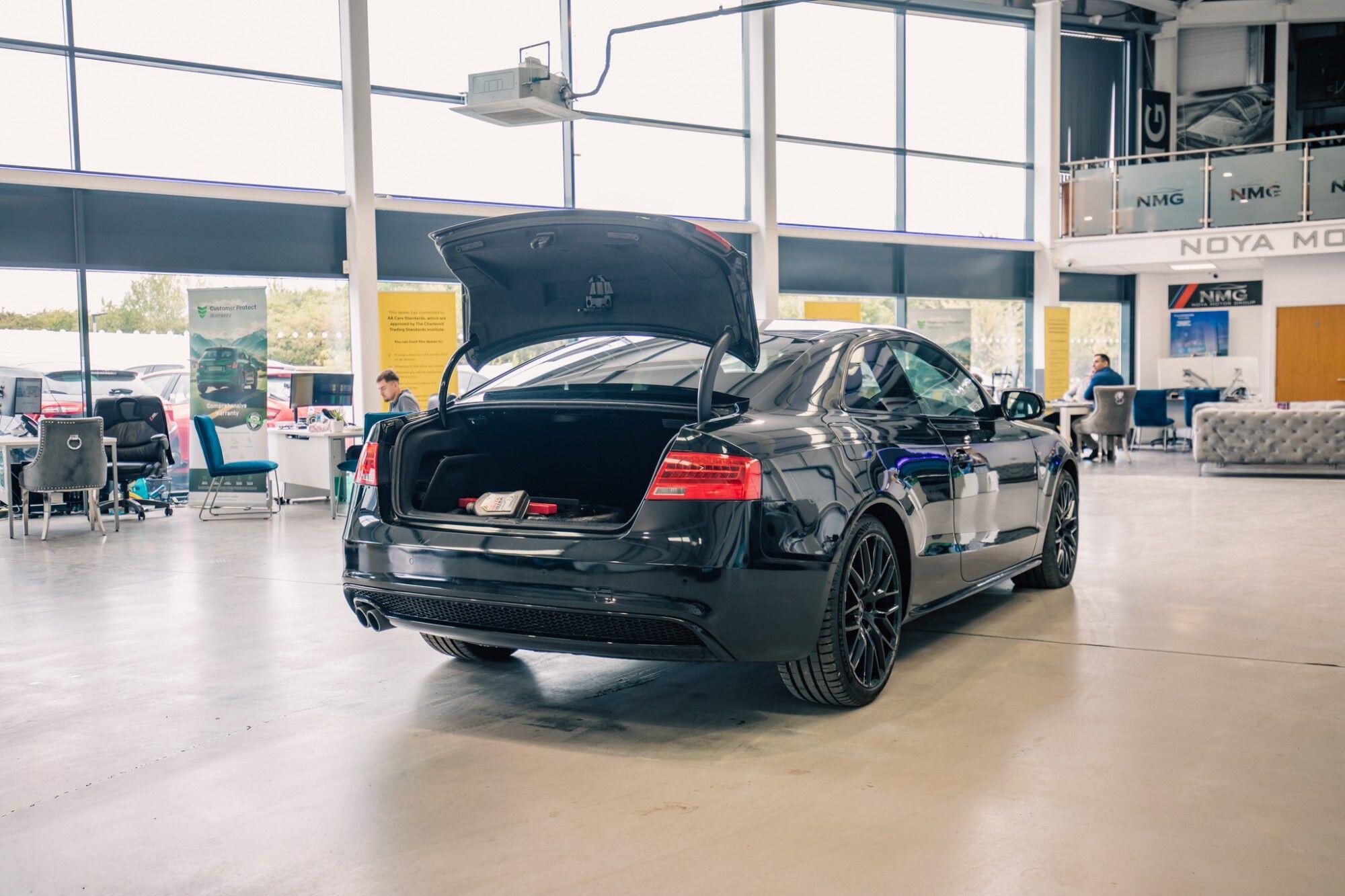 Audi A5 view 32