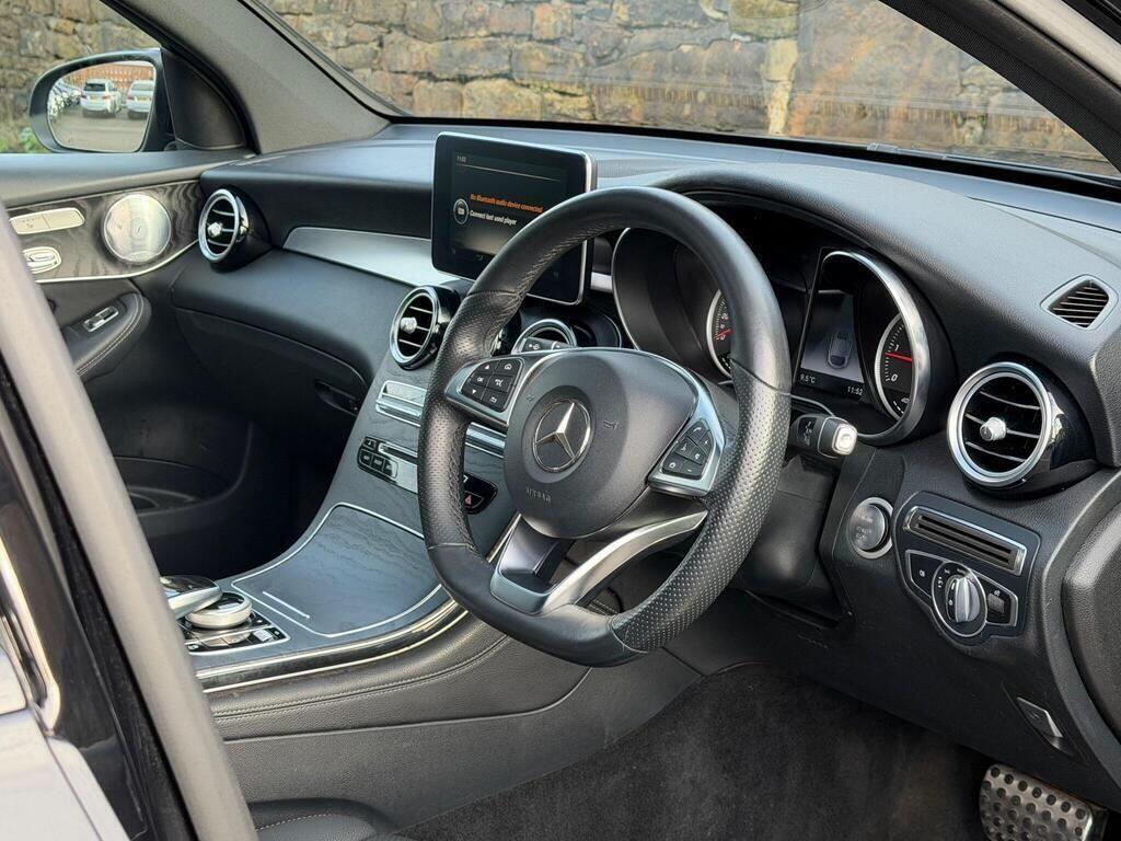 Mercedes-Benz GLC view 13