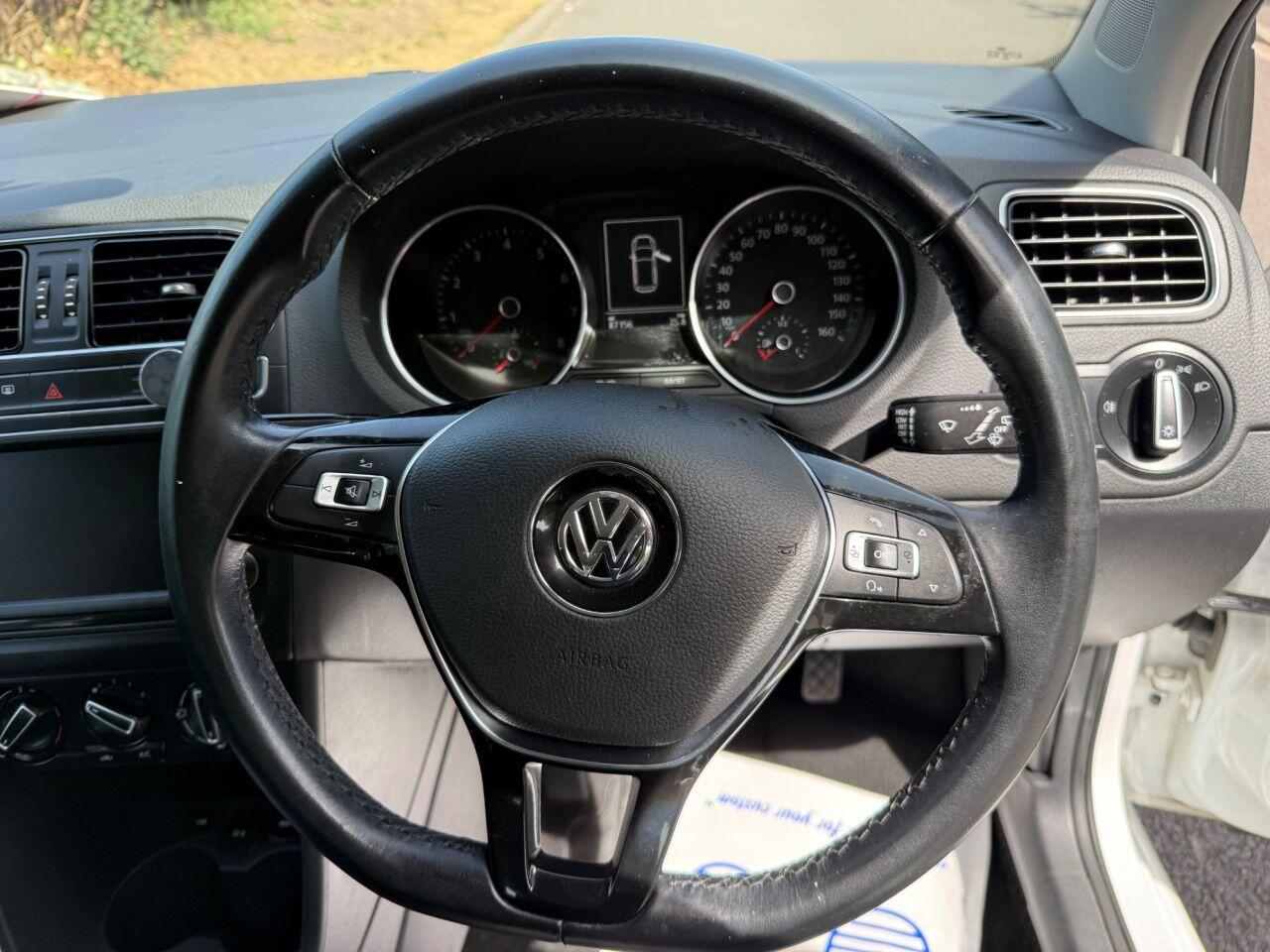 Volkswagen Polo view 33