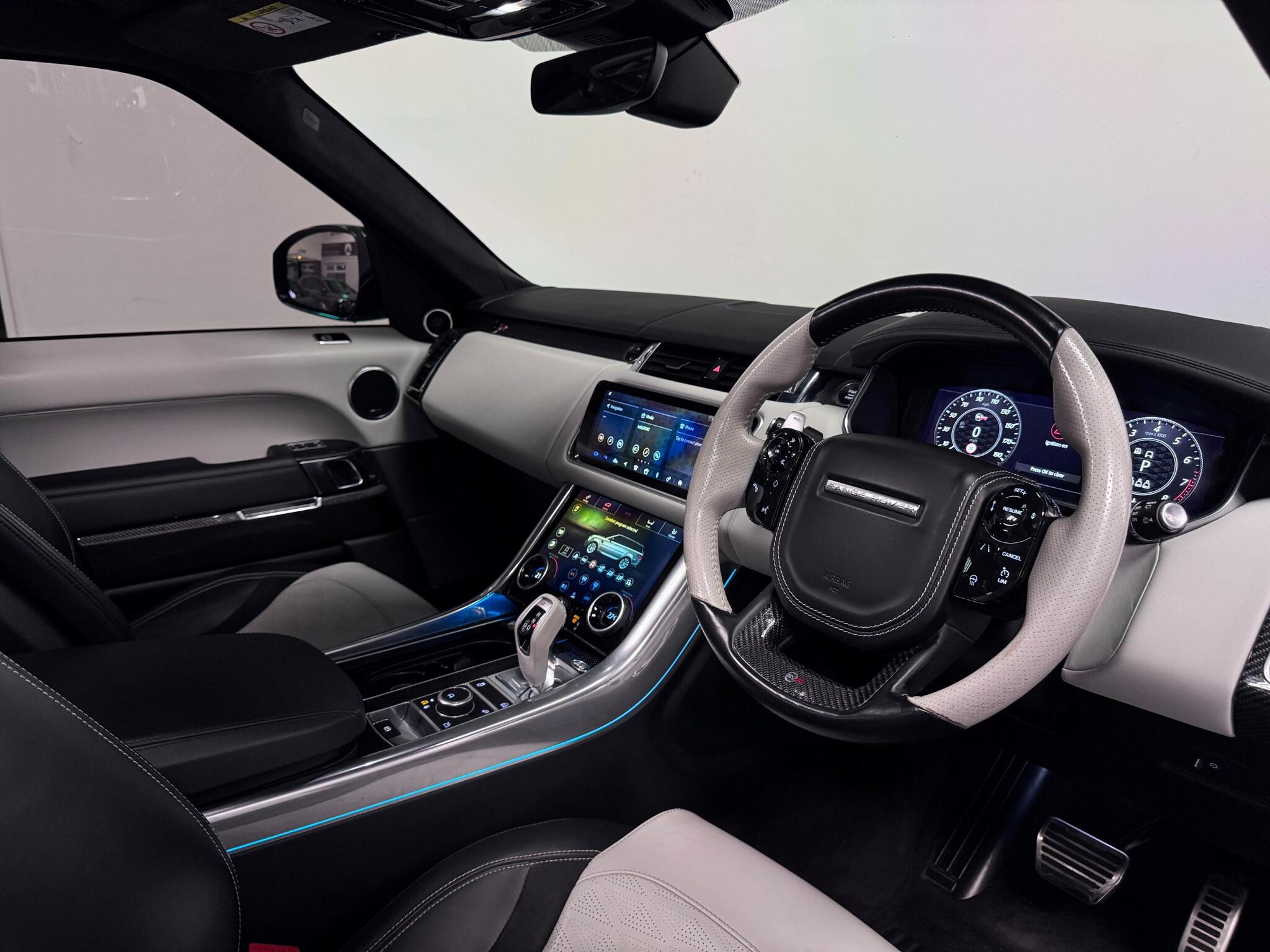 Land Rover Range Rover Sport view 46
