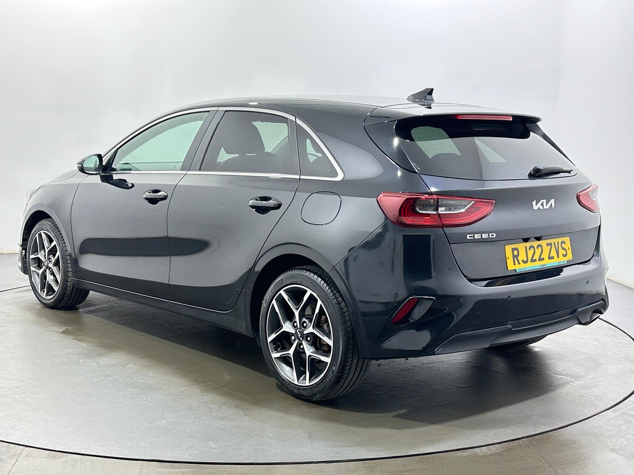 Kia Ceed view 6