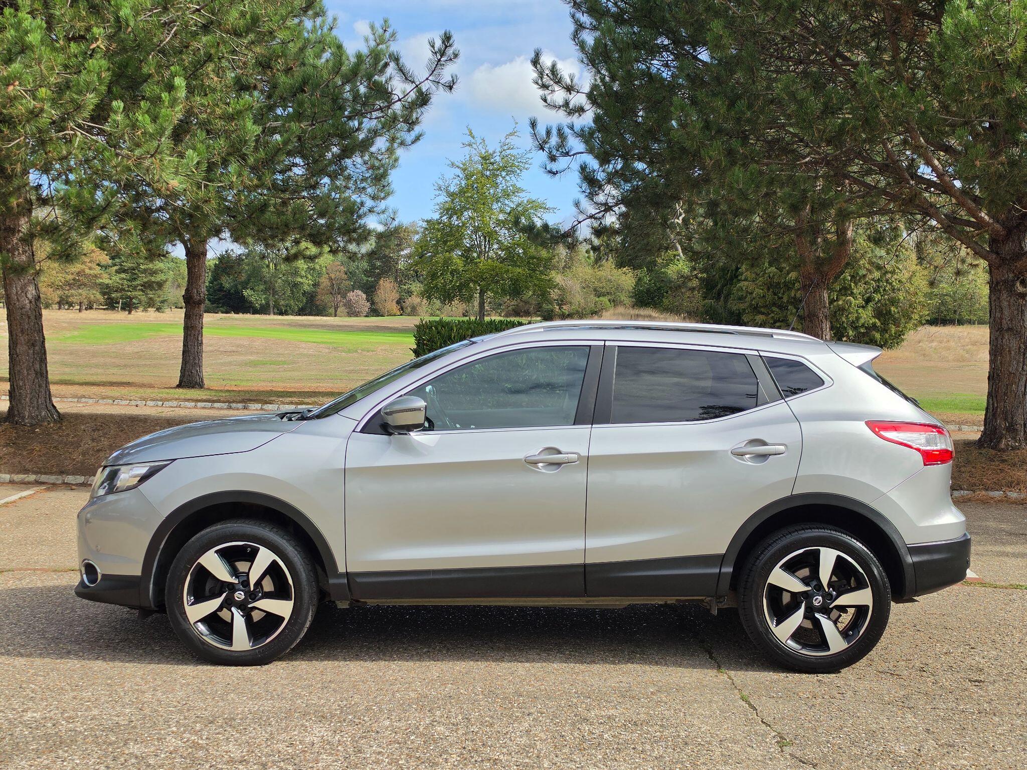 Nissan Qashqai view 2