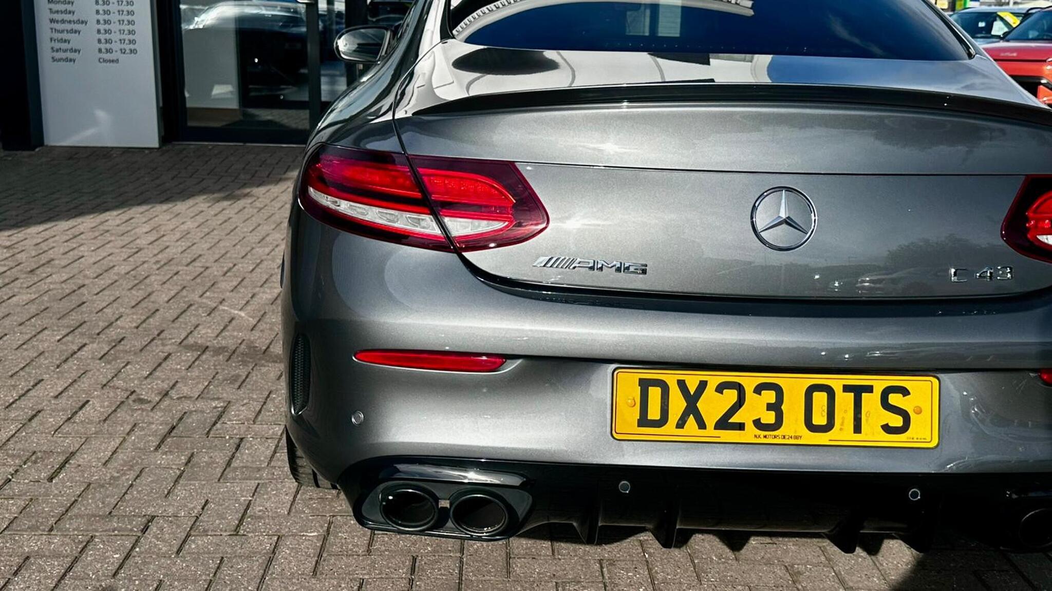 Mercedes-Benz C Class view 15