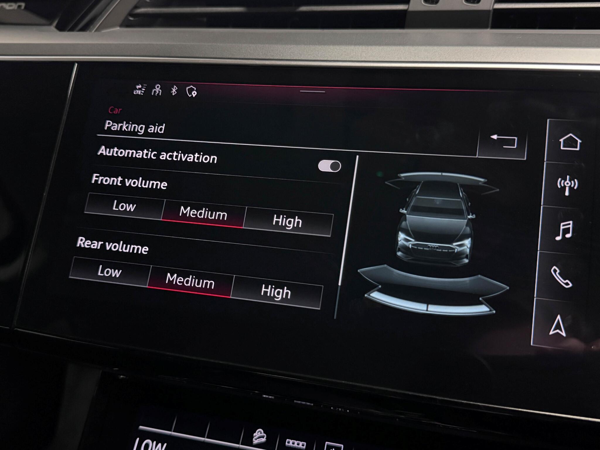 Audi E-Tron view 47